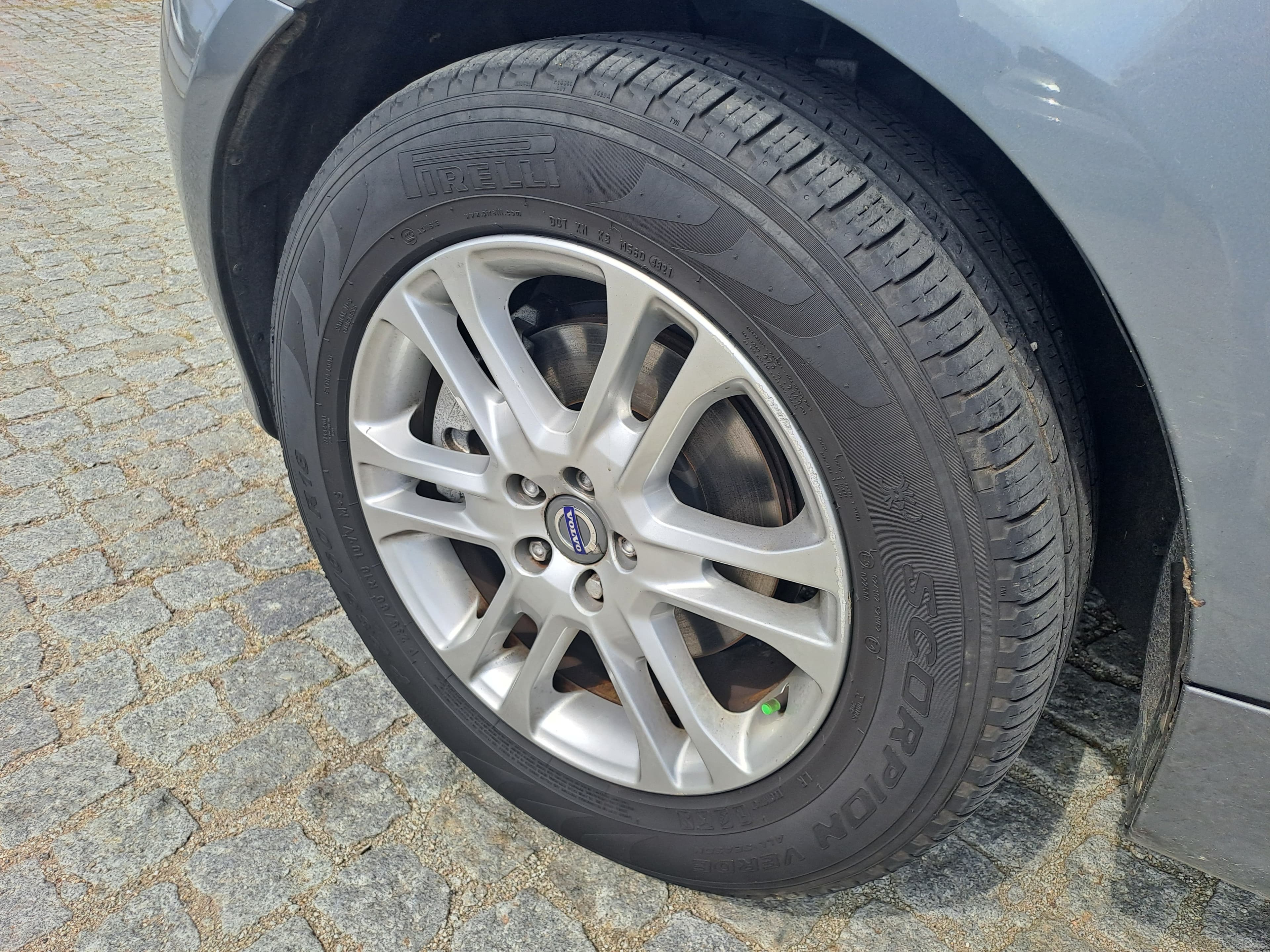 Volvo XC60 D4 · Ano 2016 — imagen 11