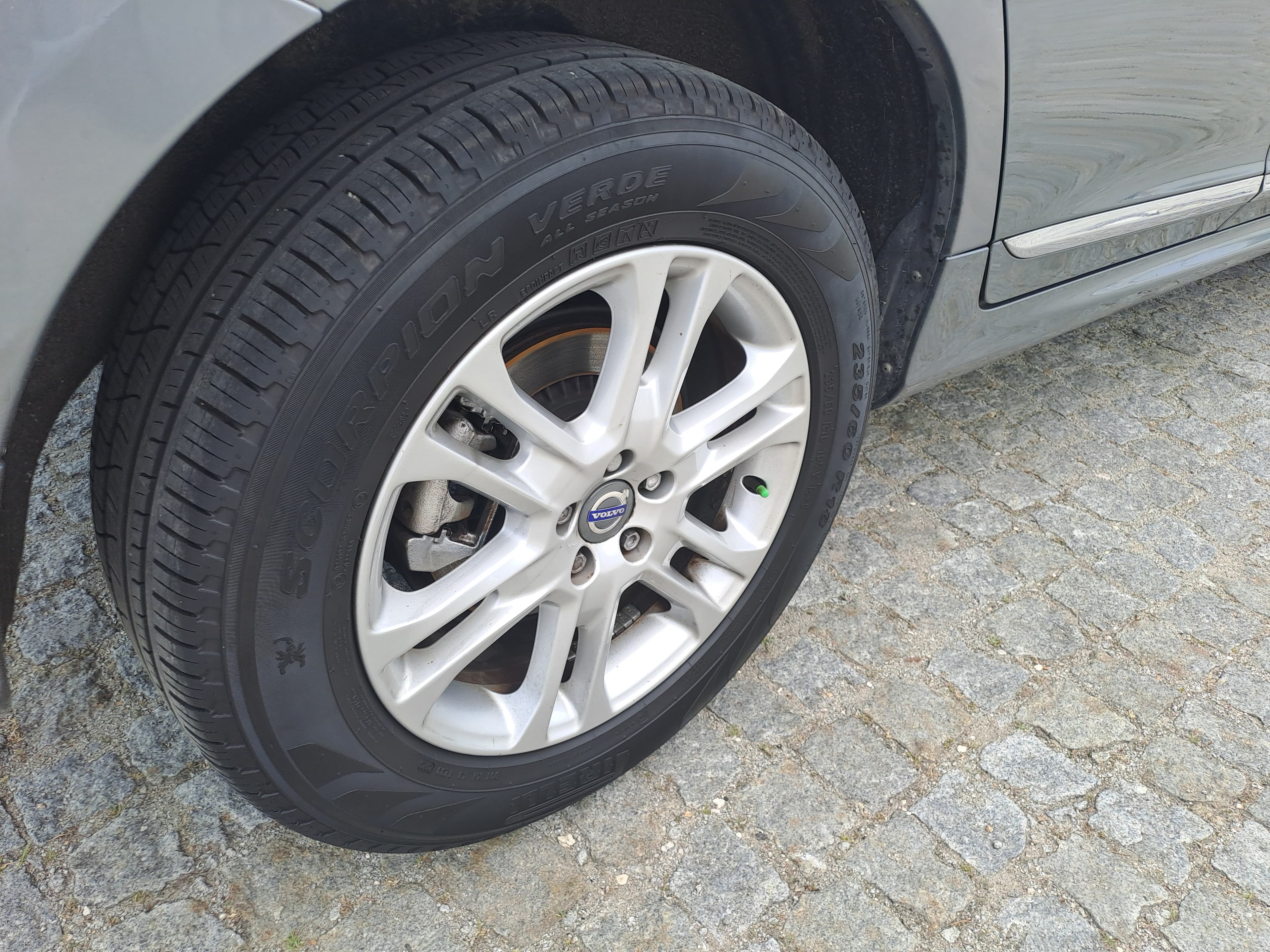 Volvo XC60 D4 · Ano 2016 — imagen 13