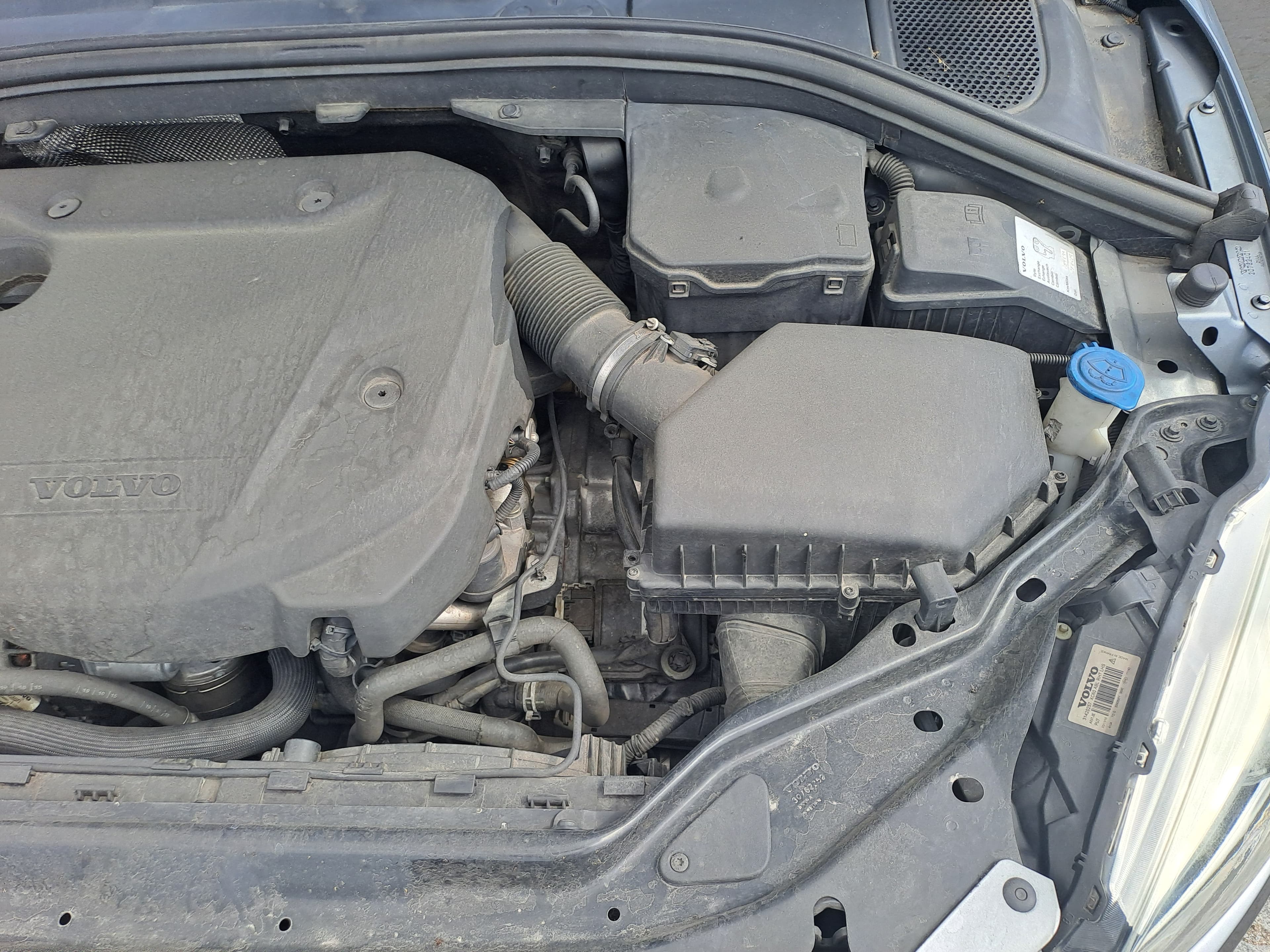 Volvo XC60 D4 · Ano 2016 — imagen 9