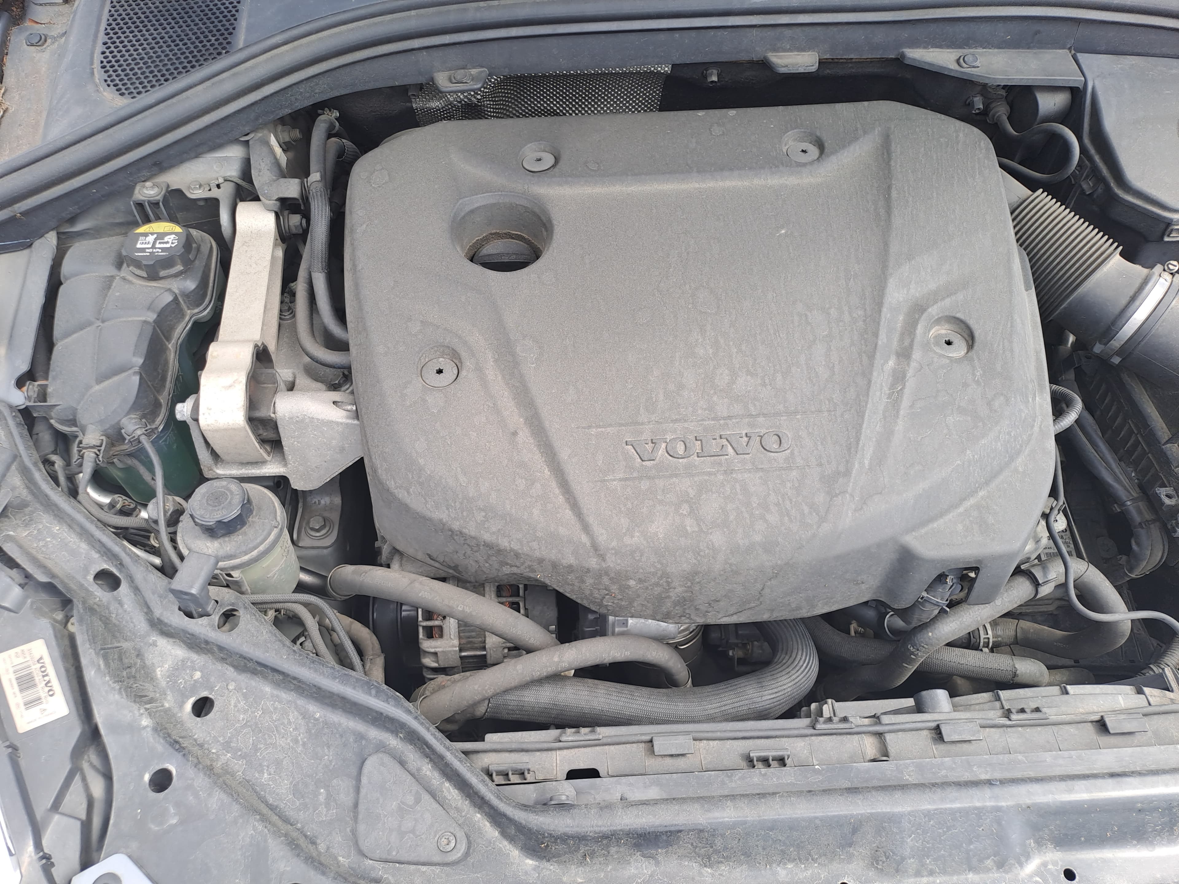 Volvo XC60 D4 · Ano 2016 — imagen 10