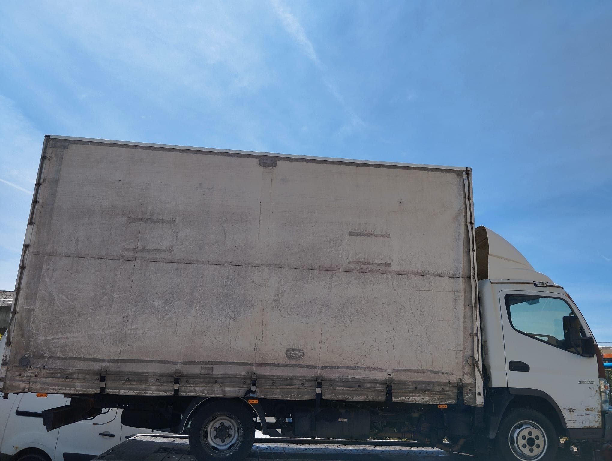 Mitsubishi Canter 3C15 · Ano 2010 — image 6