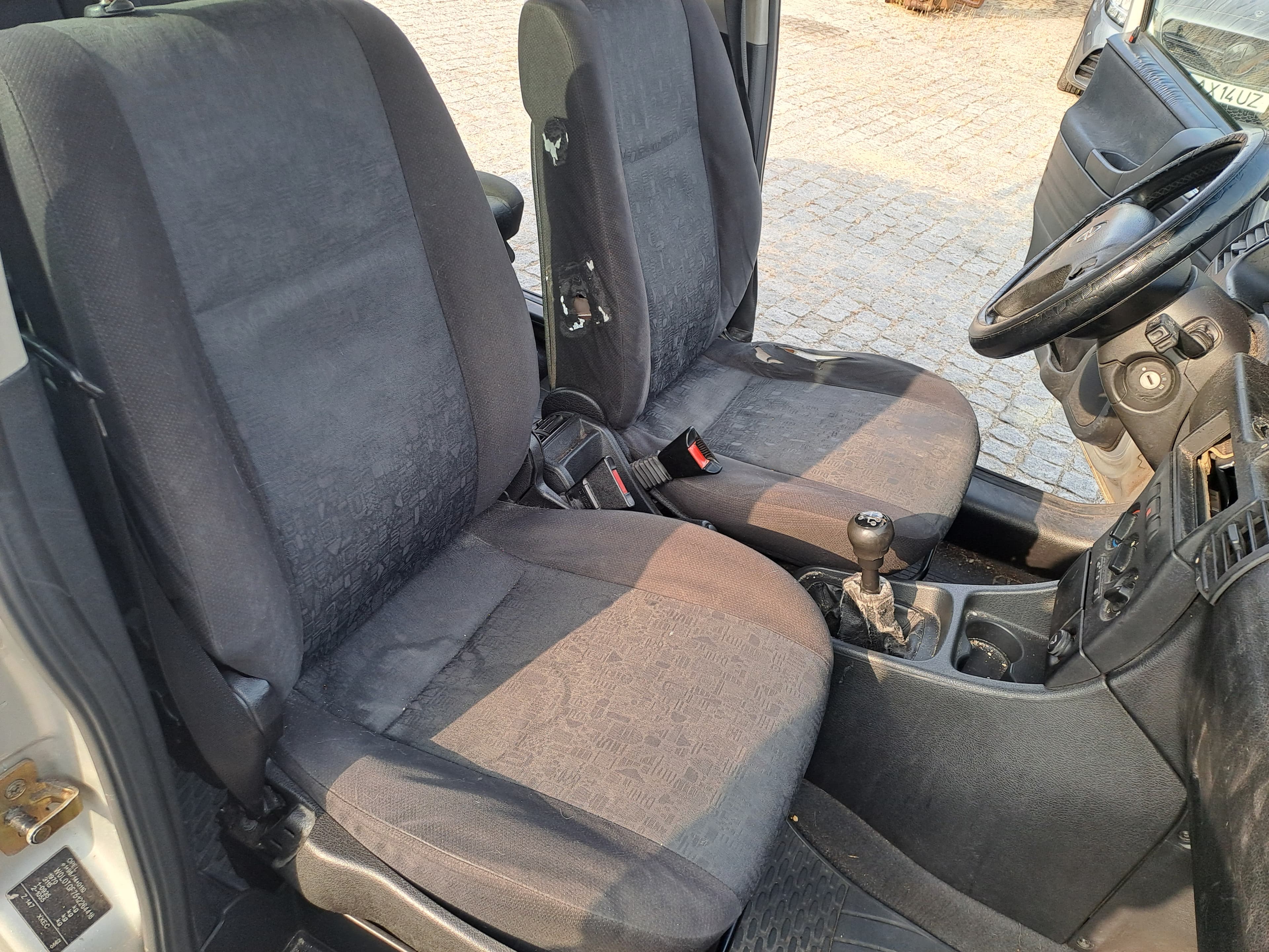 Opel Zafira 1.6 · 7 Lugares · Ano 2001 — imagen 26