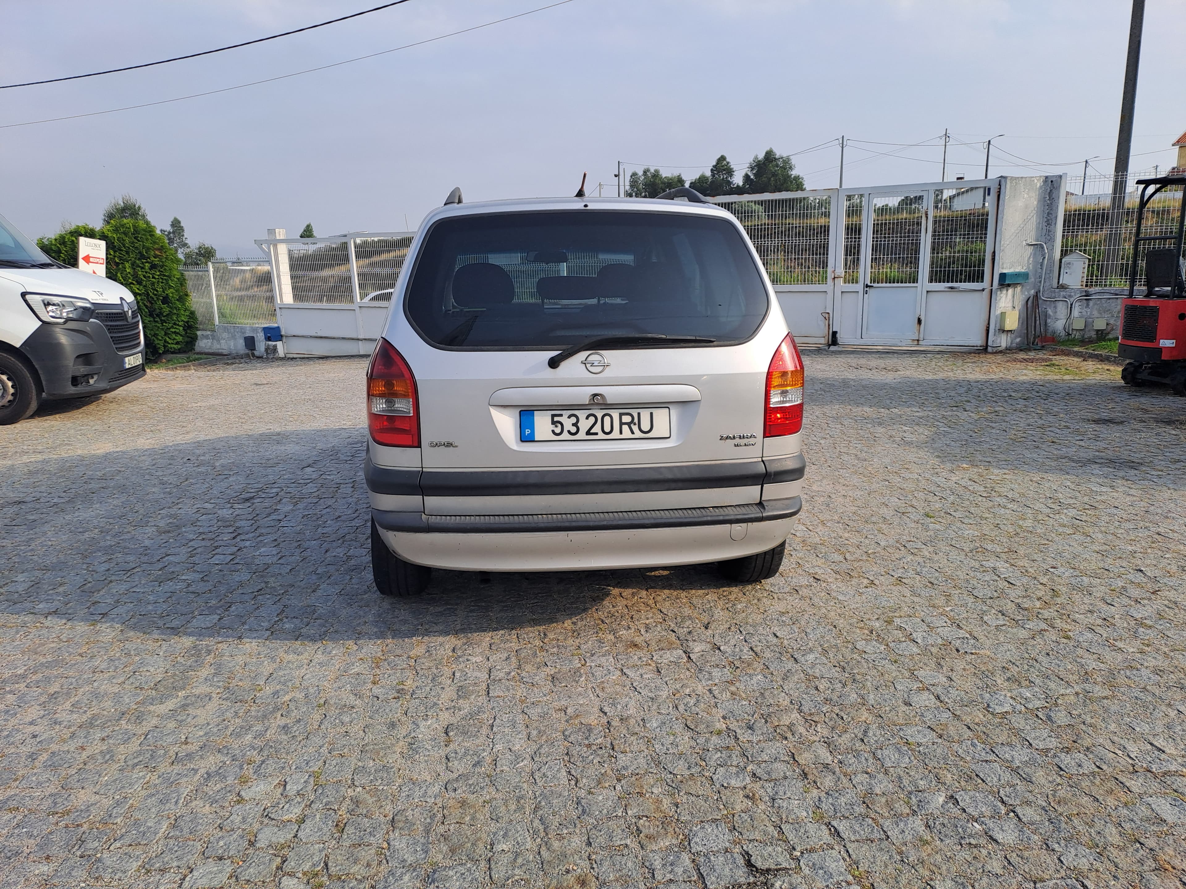 Opel Zafira 1.6 · 7 Lugares · Ano 2001 — imagen 5