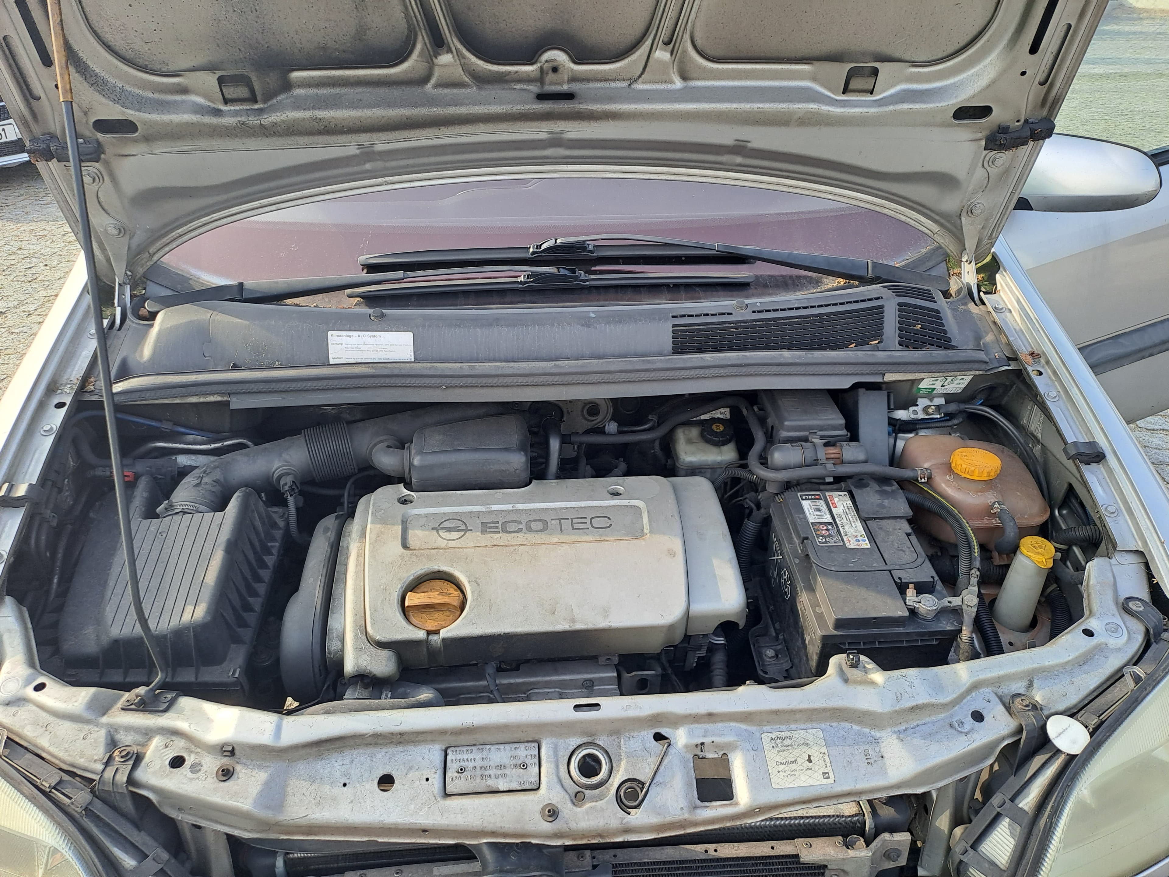 Opel Zafira 1.6 · 7 Lugares · Ano 2001 — imagen 17