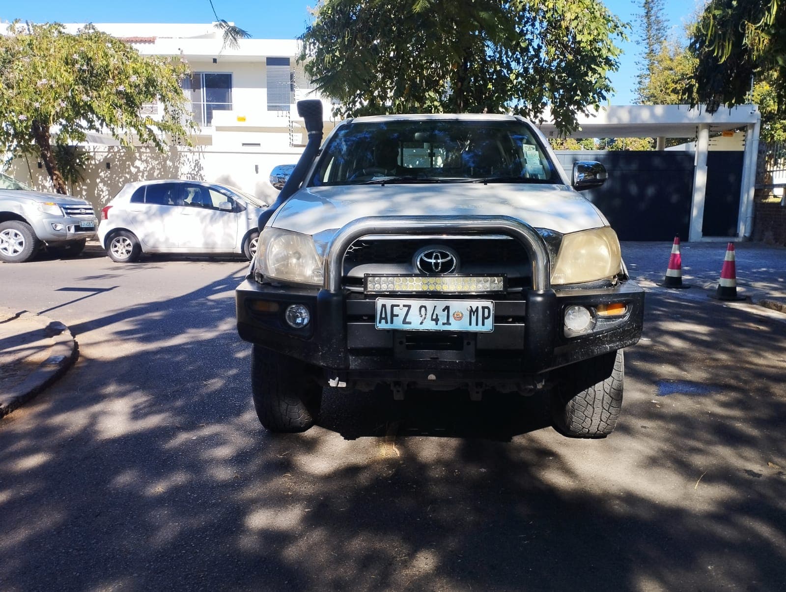 Toyota Hilux VVTI 2.7 · Ano 2004 — imagen 3