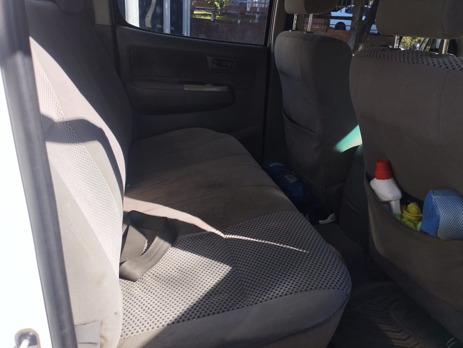 Toyota Hilux VVTI 2.7 · Ano 2004 — imagen 5