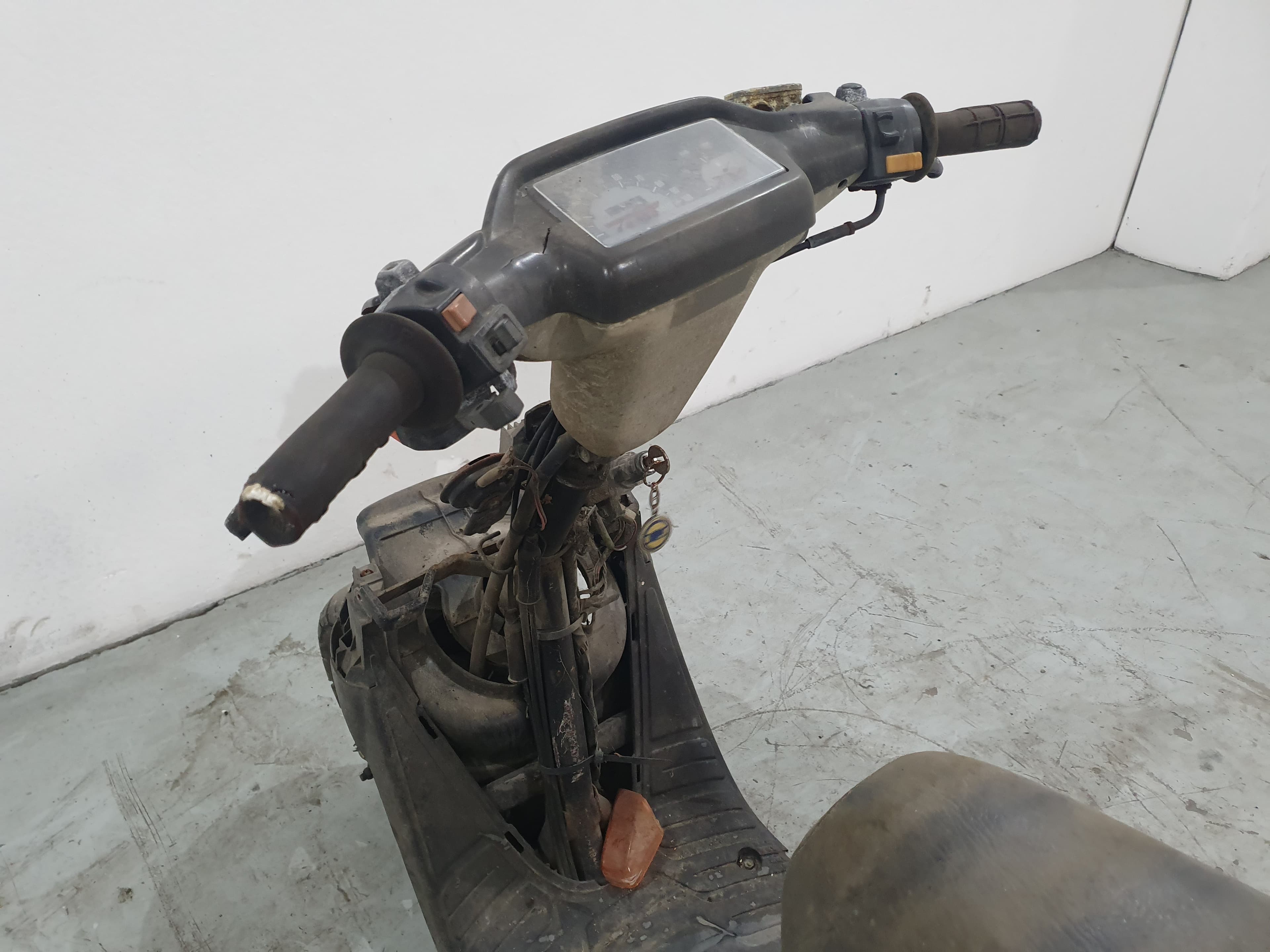 Ciclomotor Yamaha BW — imagem 8