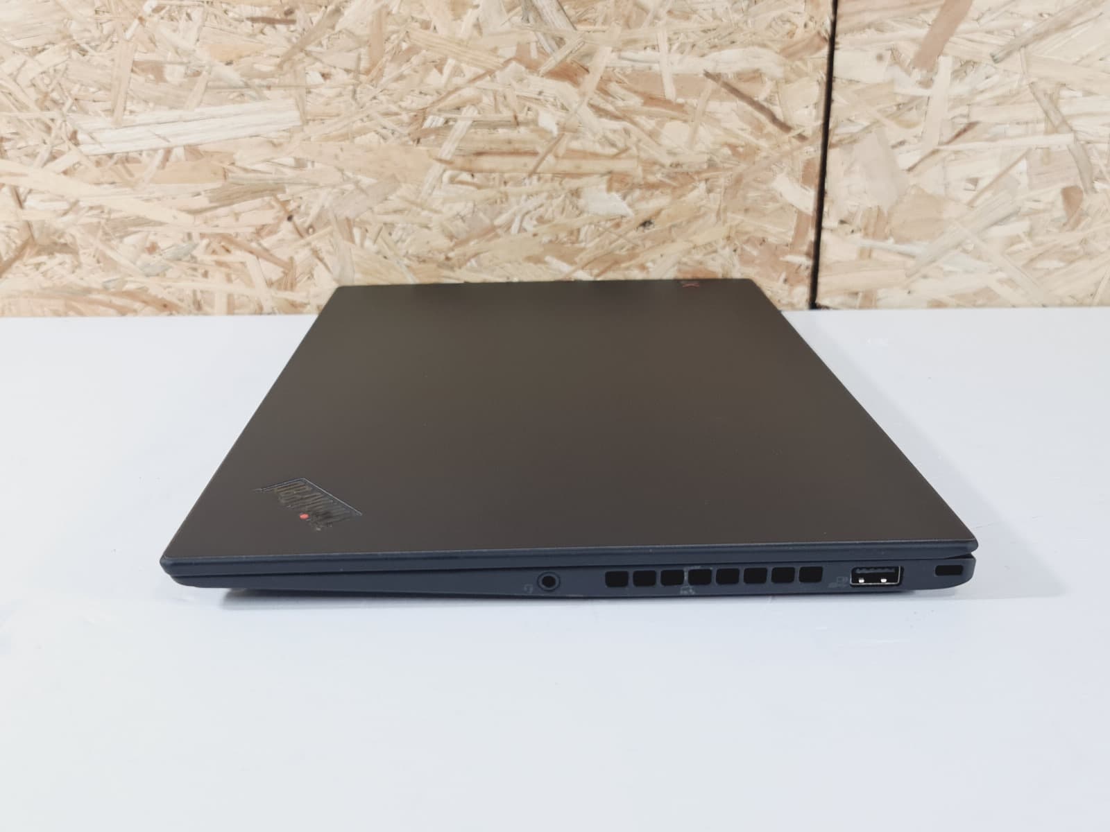 Portátil Lenovo ThinkPad X1 Carbon de 6ª Geração — image 3
