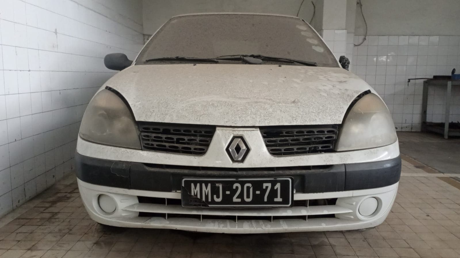 Renault Clio · Ano 2004 — image 5