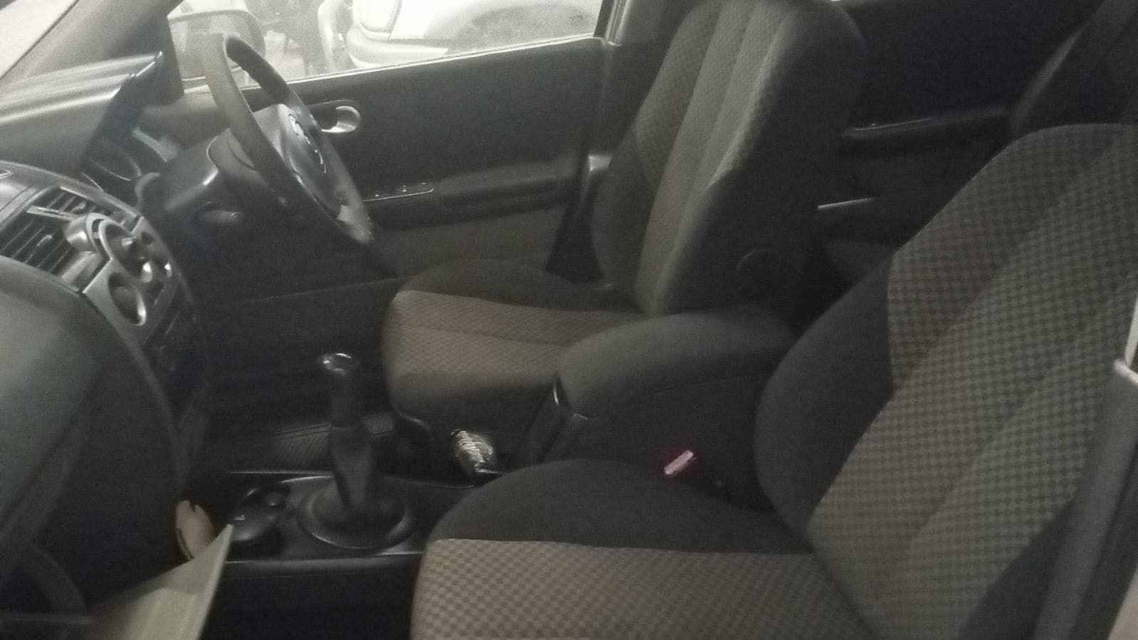 Renault Megane · Ano 2004 — imagen 4