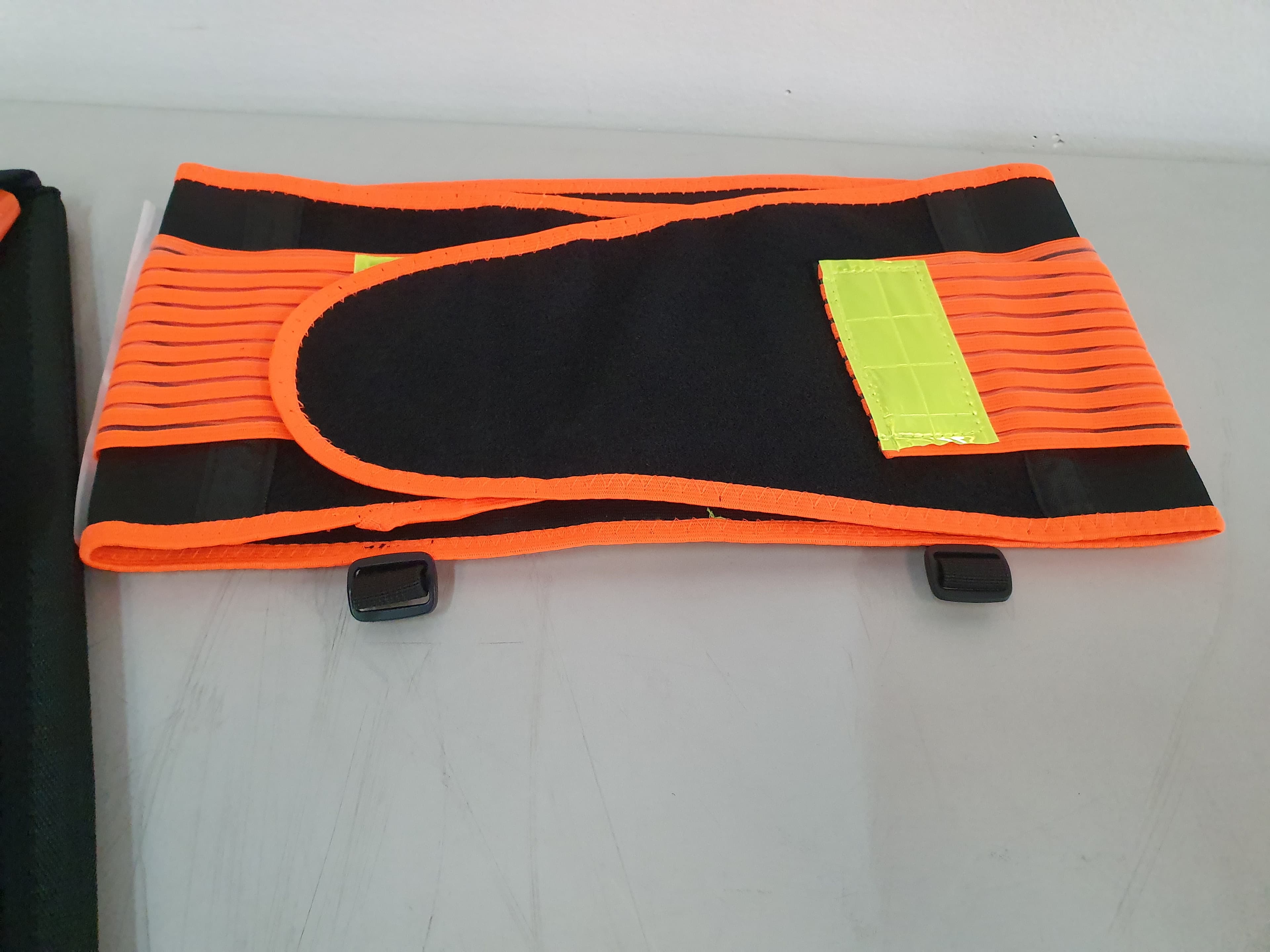 ARNES UNIVERSAL REFLETOR — image 3