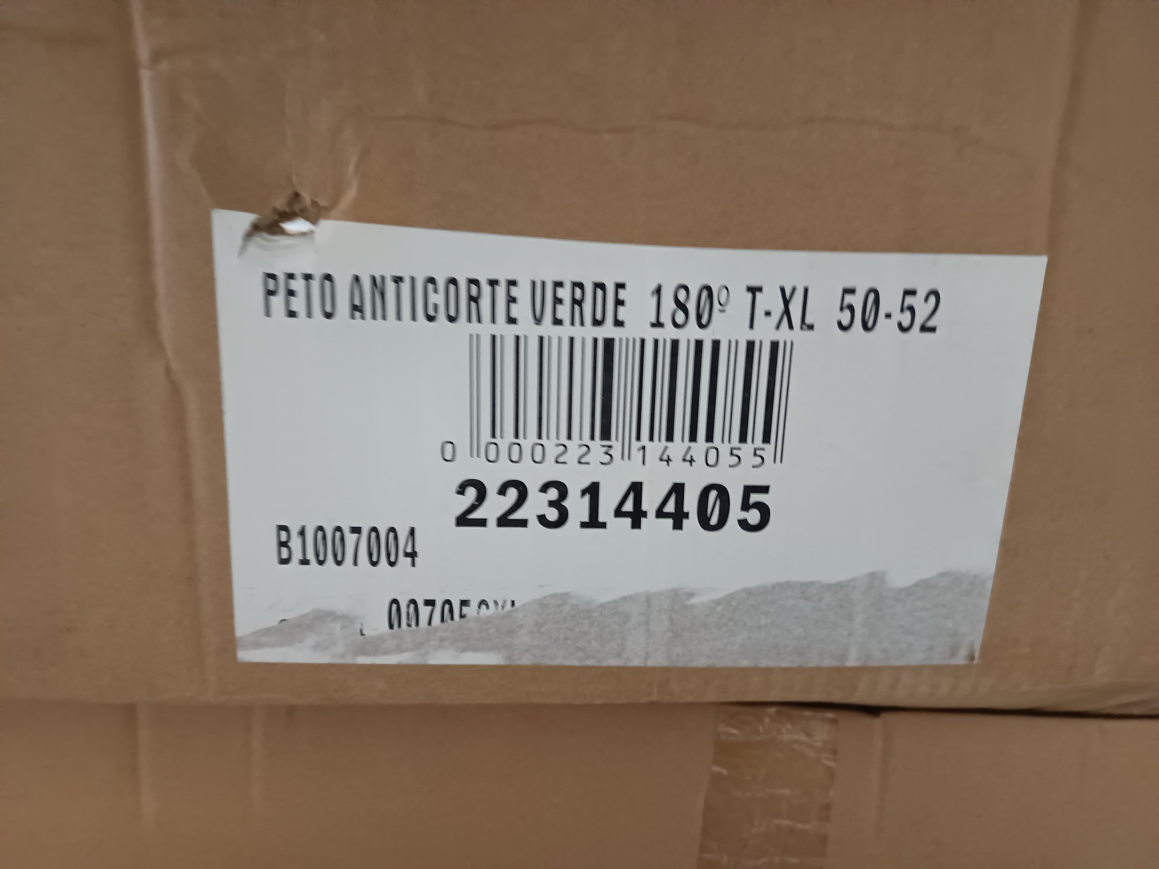 CALÇAS COM PEITO ANTICORTE — imagem 6
