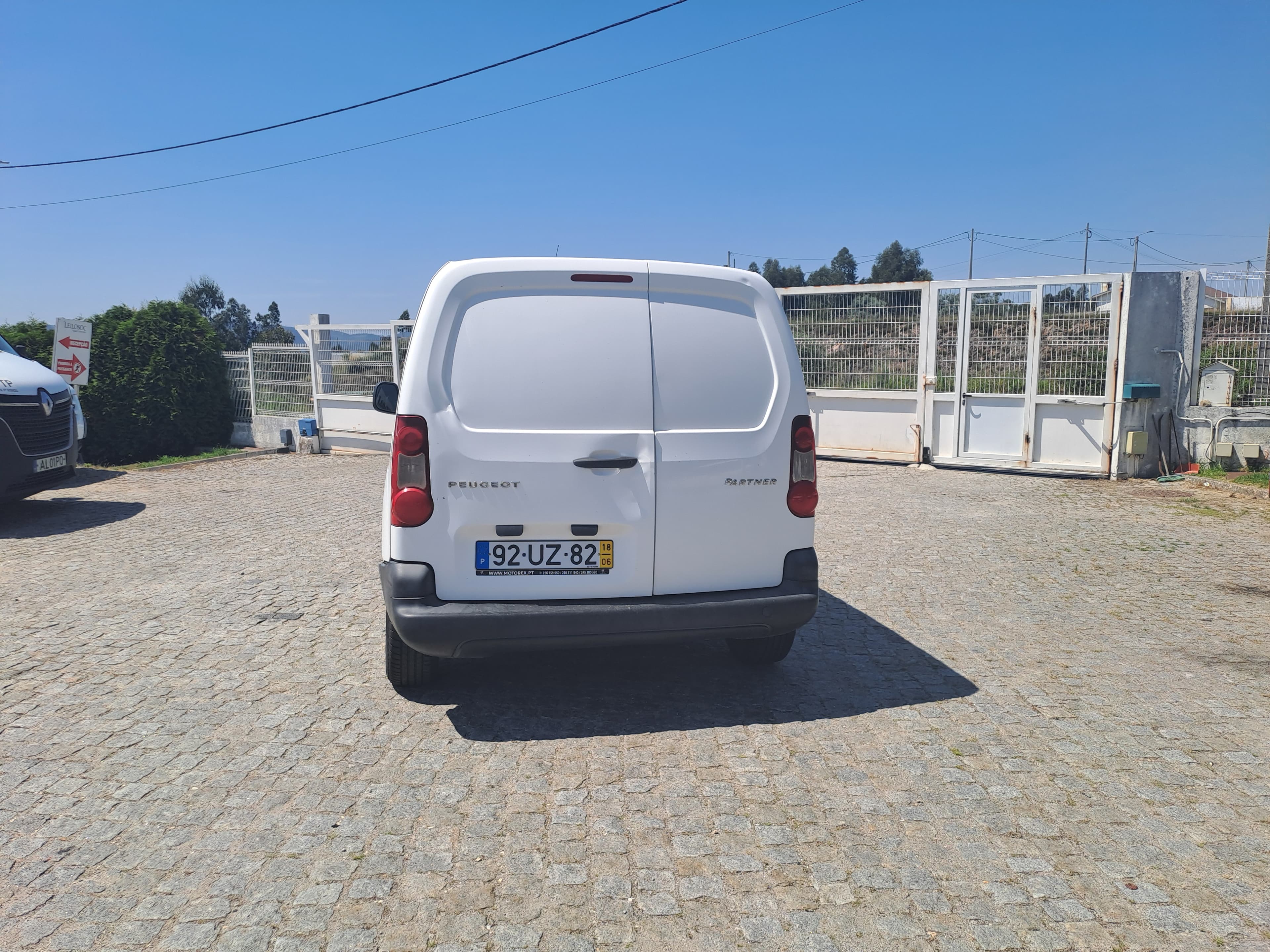 Peugeot Partner 1.6 HDI · Ano 2018 — imagem 5