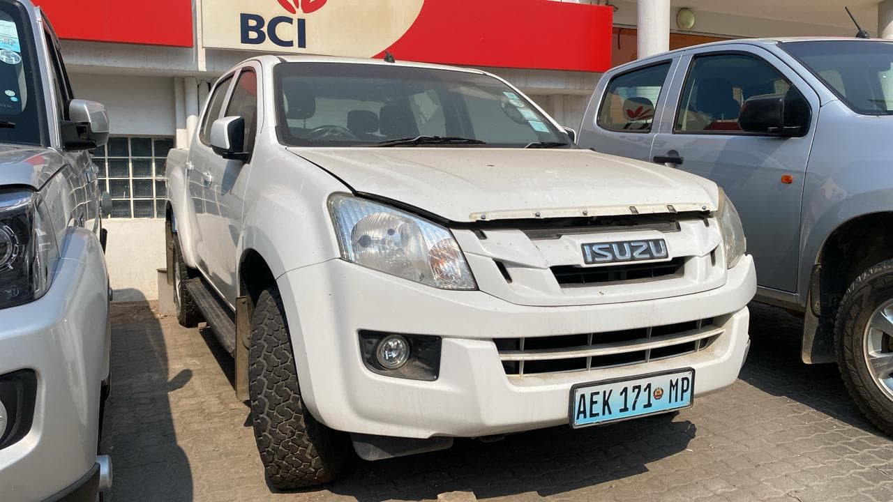 ISUZU KB250 — imagem 2