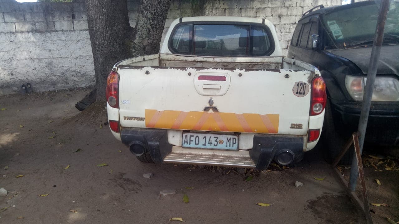 Mitsubishi Triton 2.5 HP · Ano 2015 — imagem 7