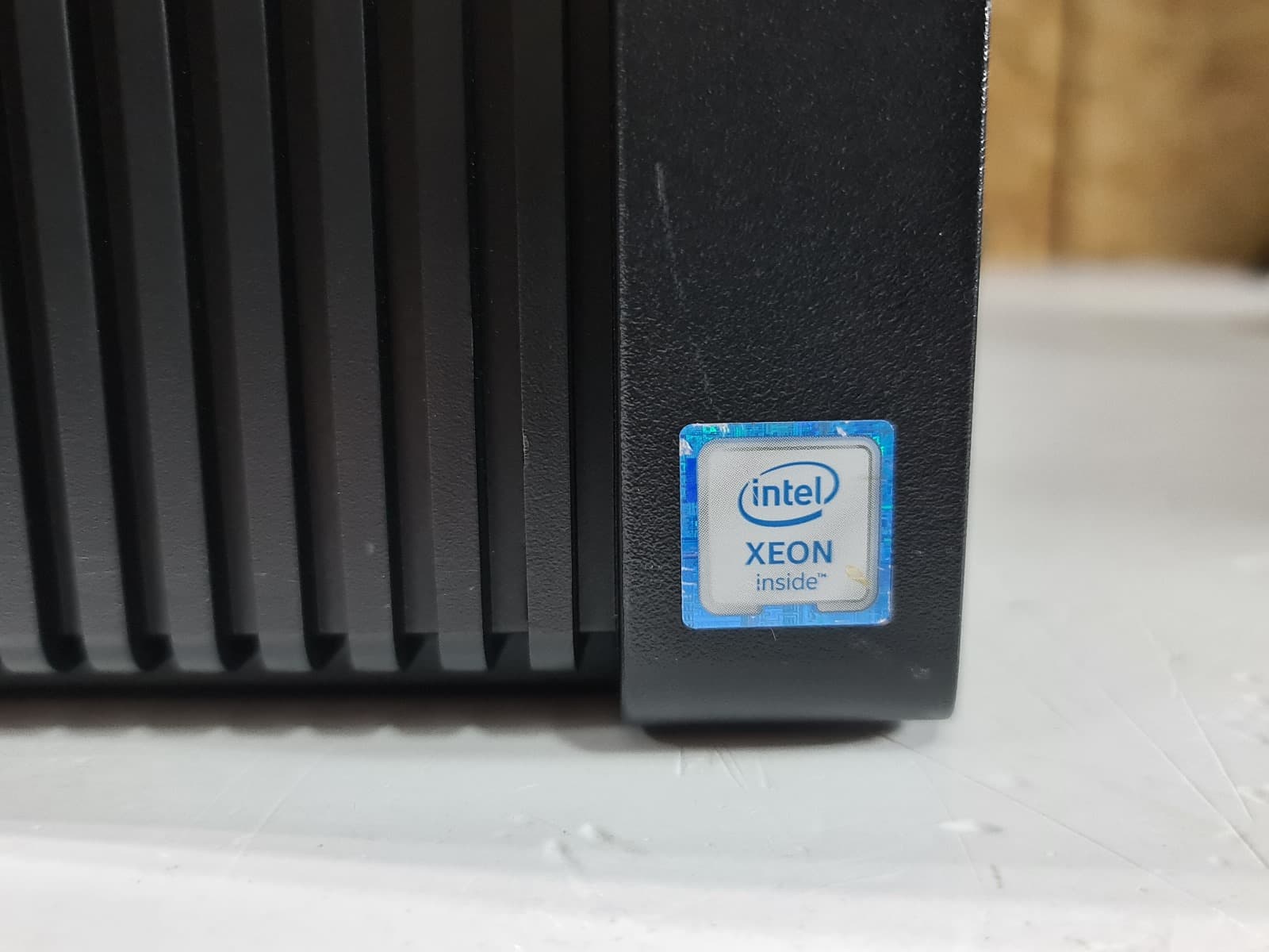 Computador HP WorkStation Z440 — imagen 9