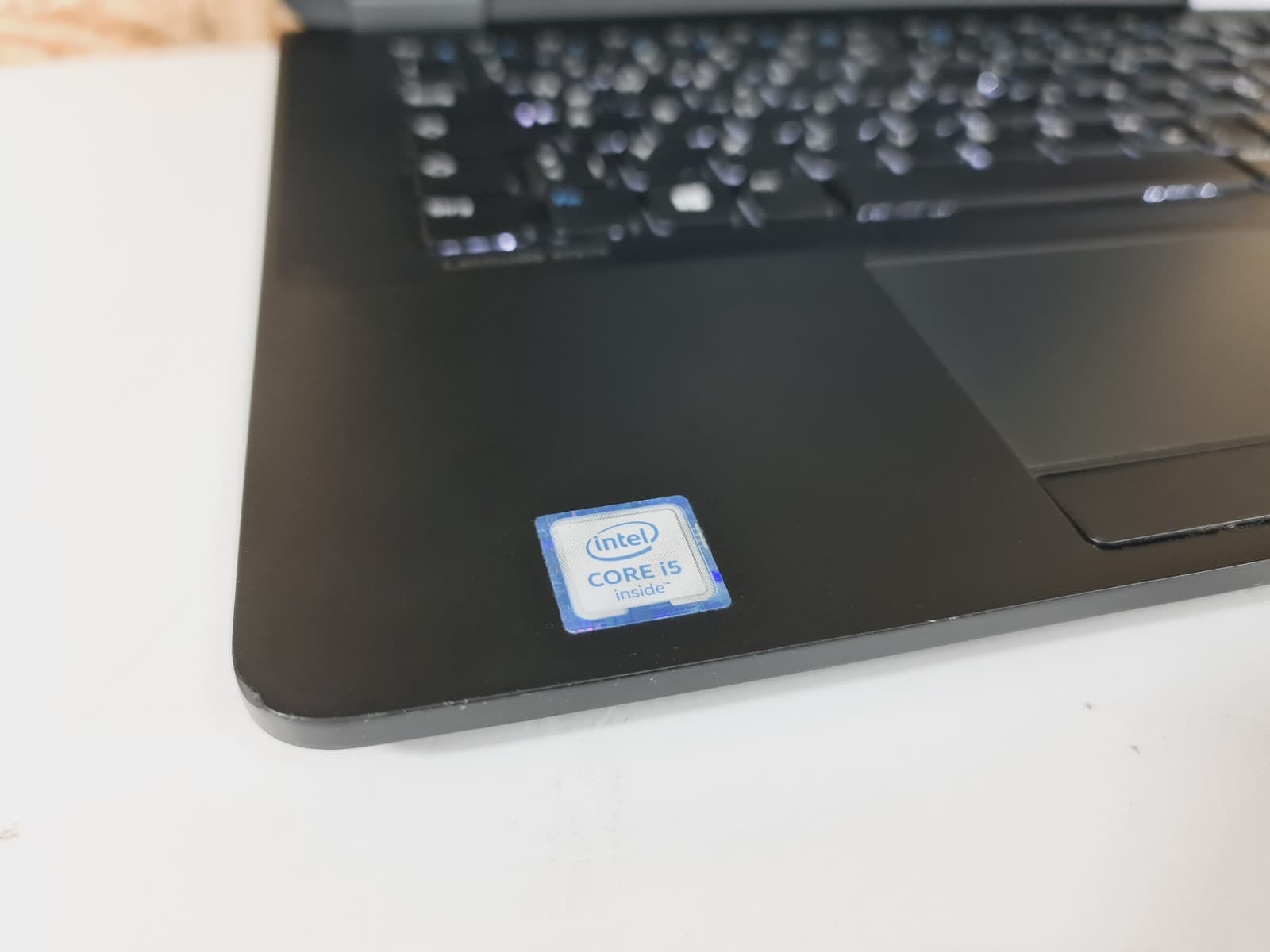 Portátil Dell Latitude E7270 — imagen 5