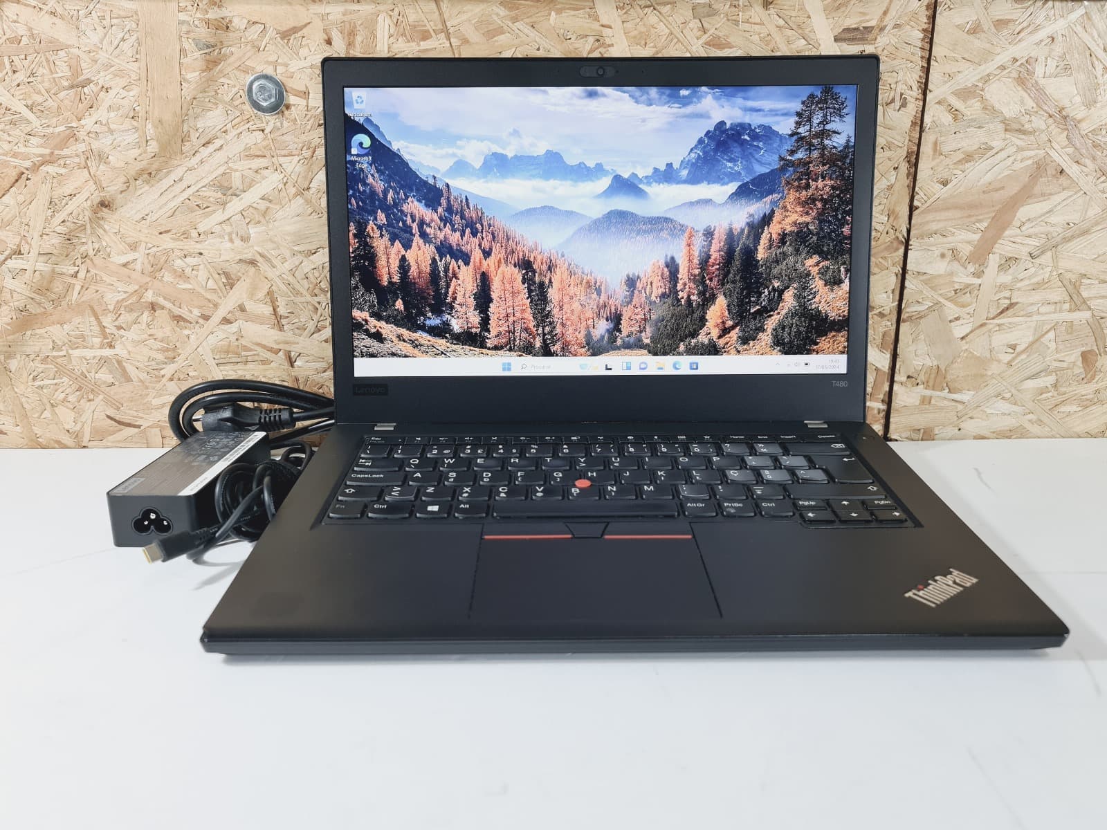 Portátil Lenovo ThinkPad T480