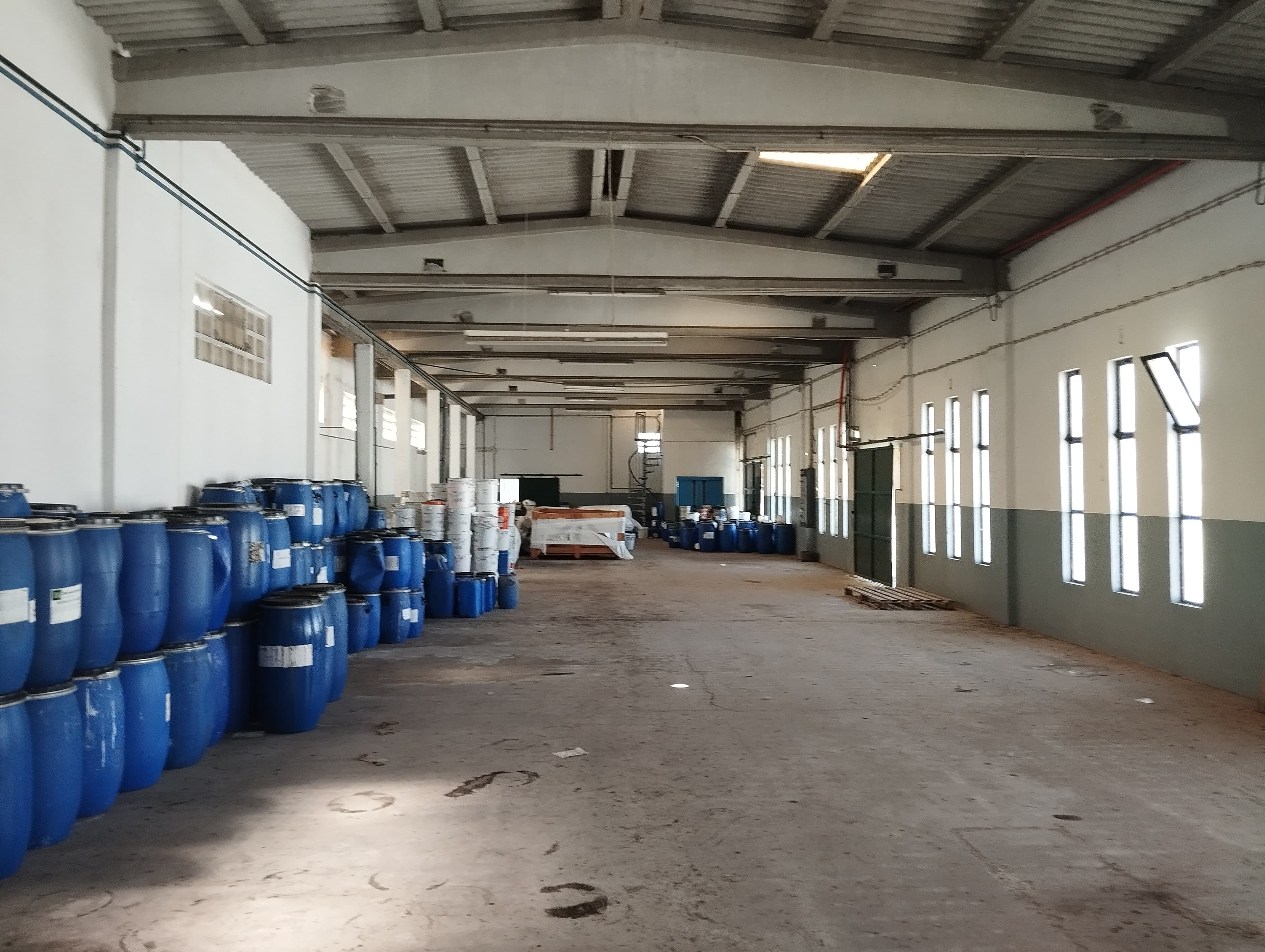 Armazém Industrial · Alcanena — imagem 9
