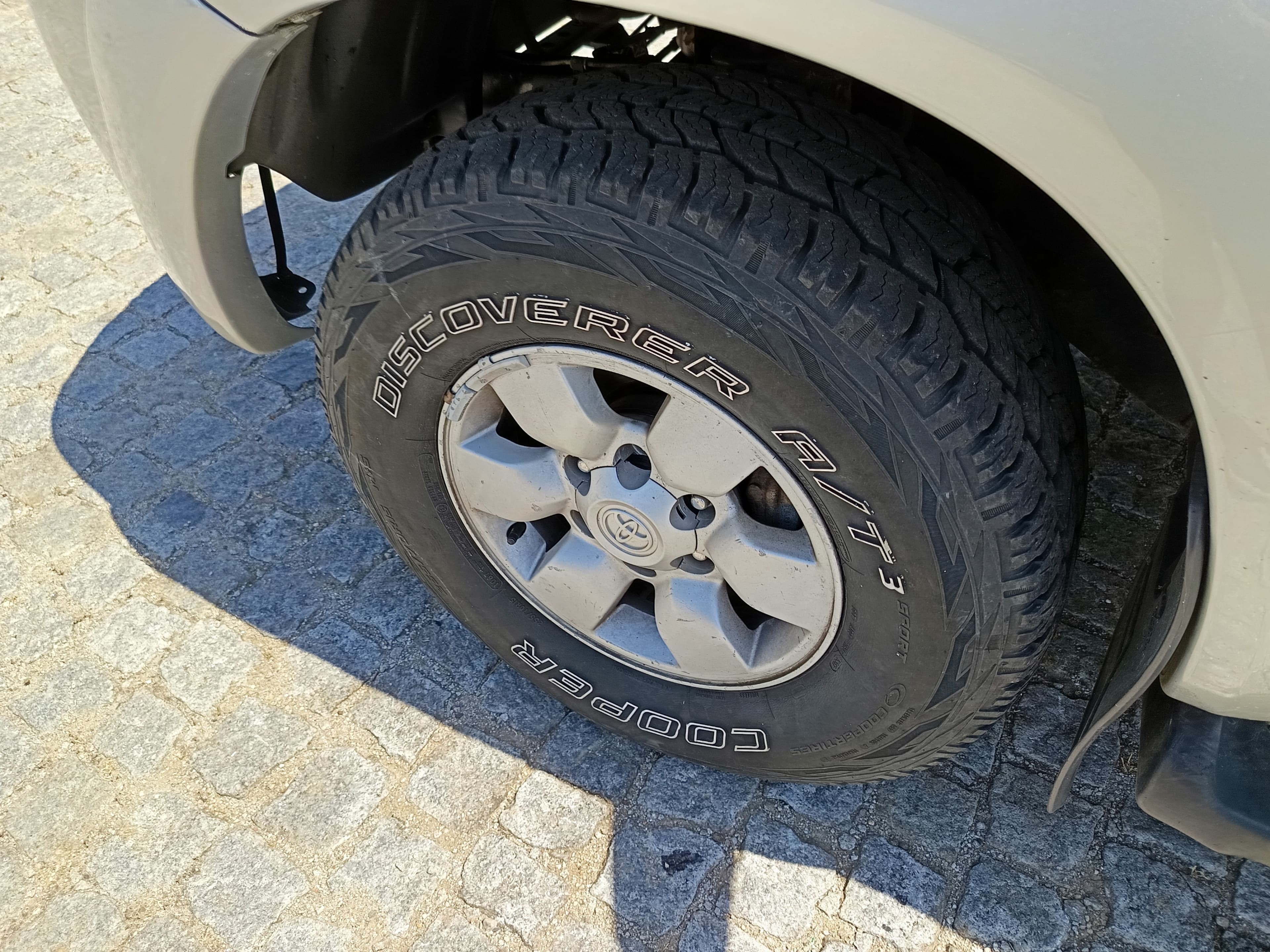 Toyota Hilux  · Ano 2005 — image 13
