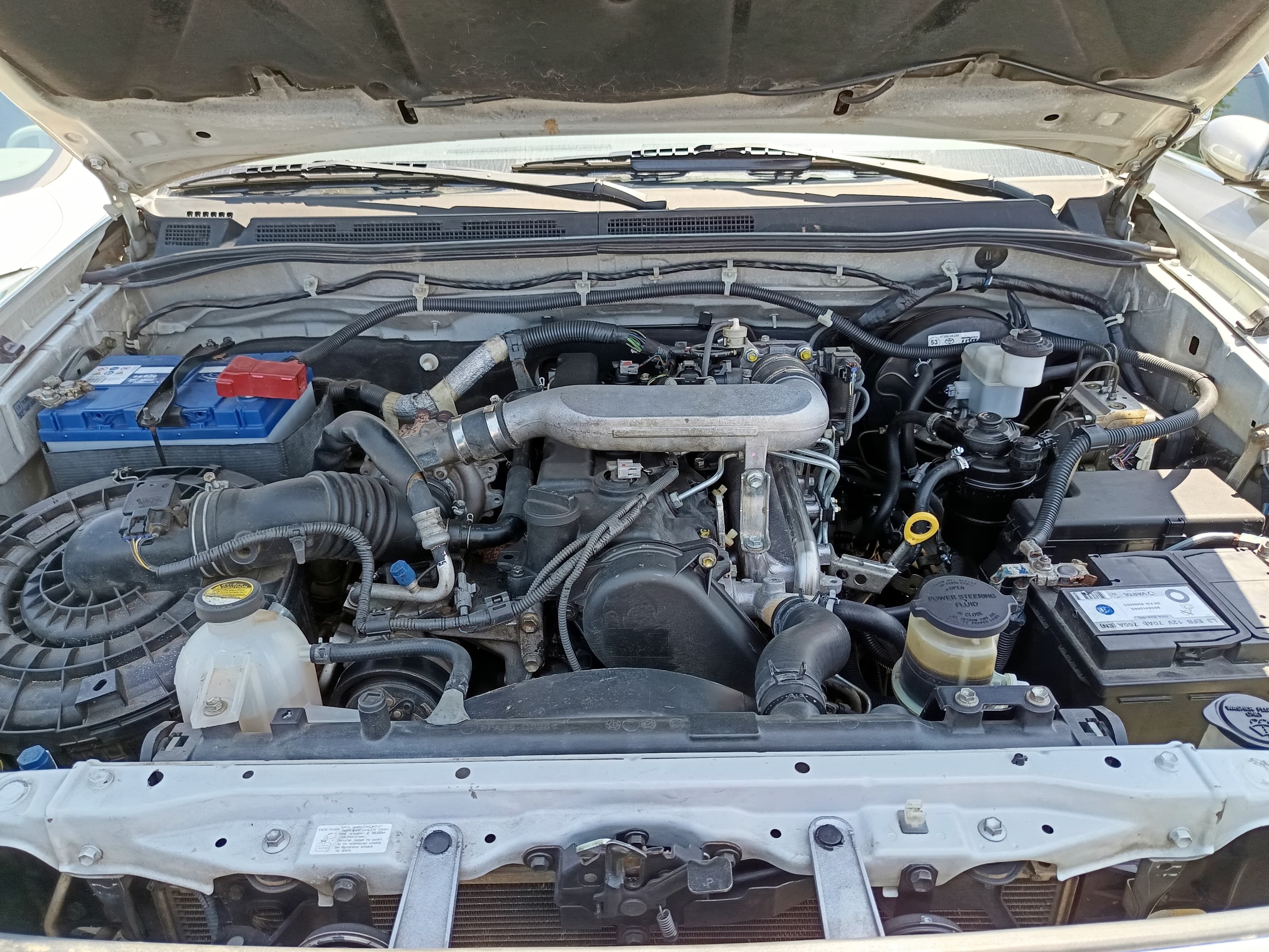 Toyota Hilux  · Ano 2005 — image 8