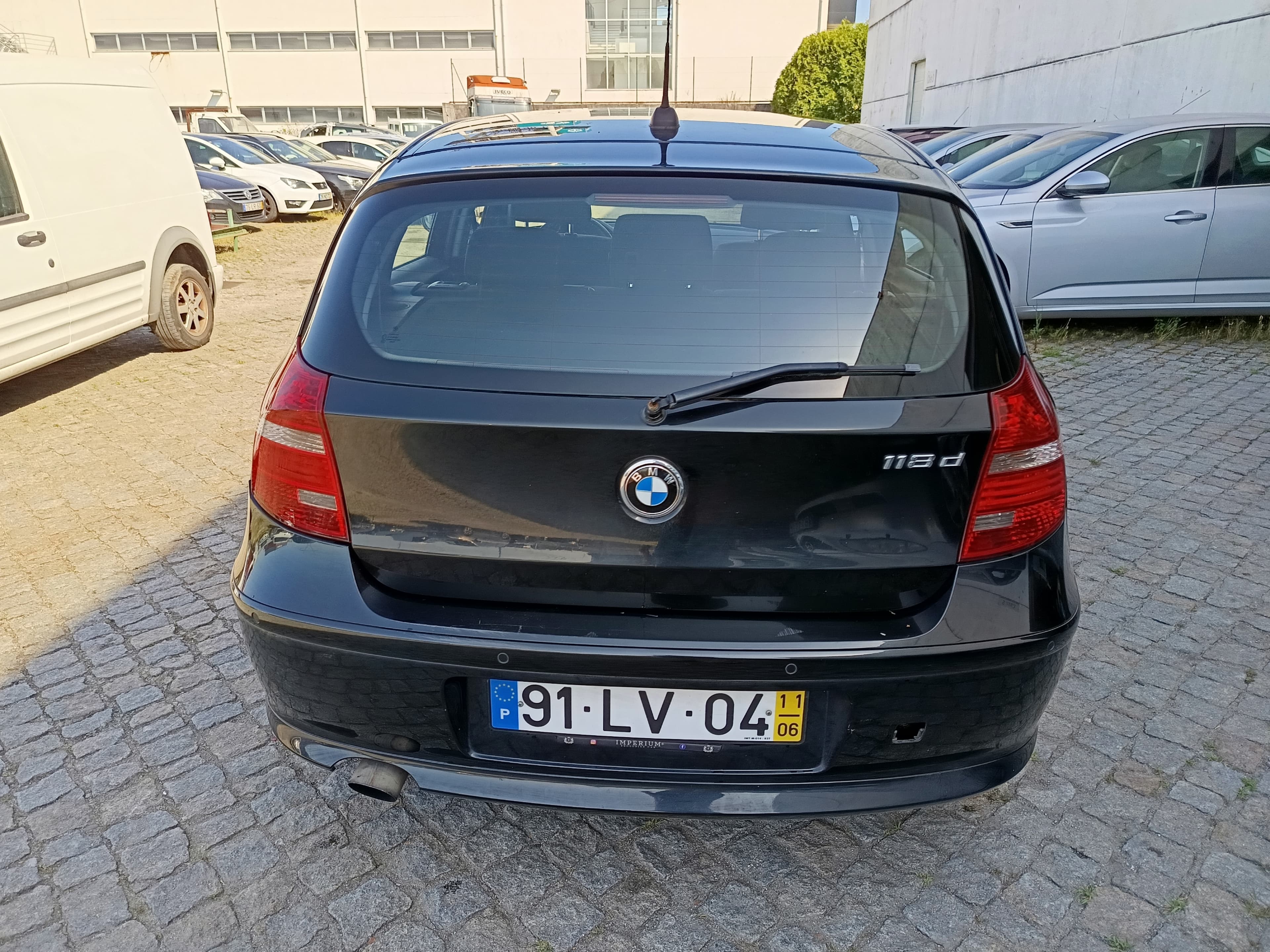 BMW 118D · Ano 2011 — imagem 6