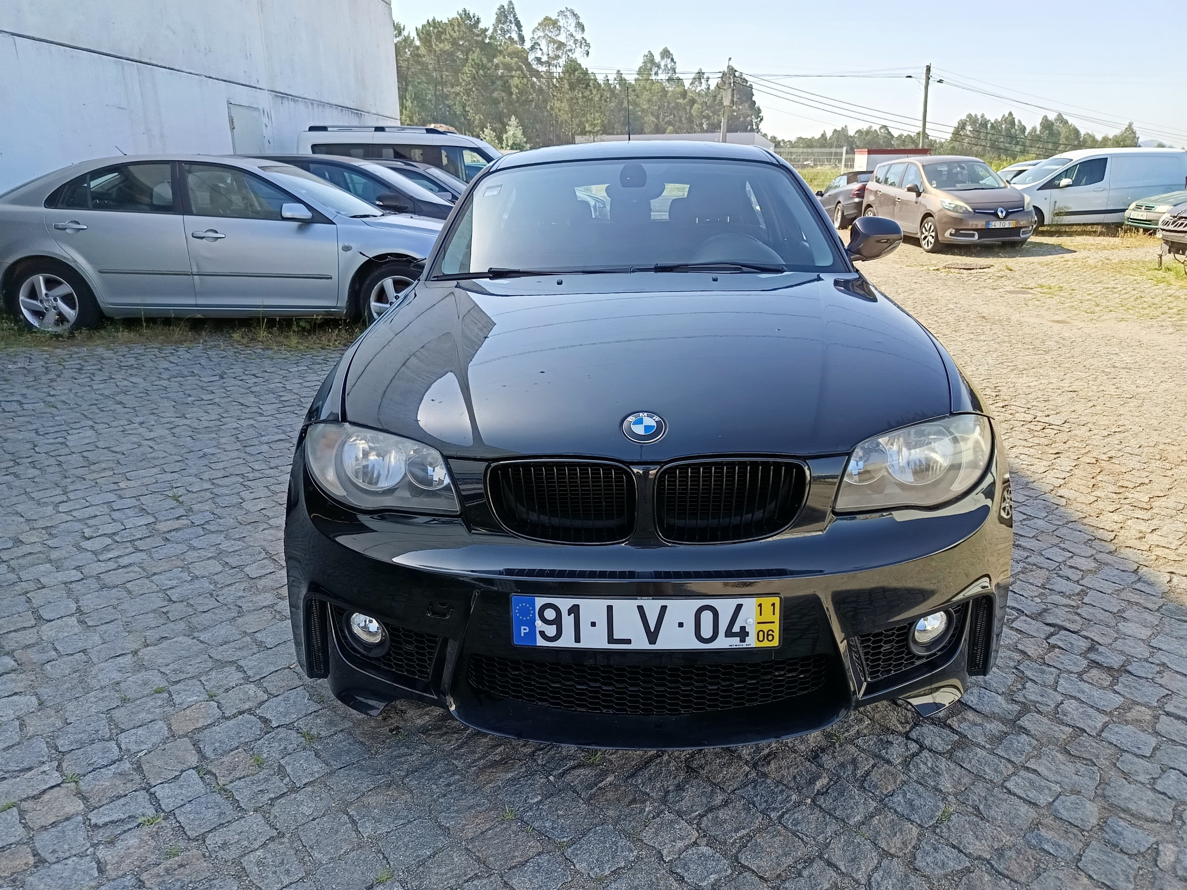 BMW 118D · Ano 2011 — imagem 3