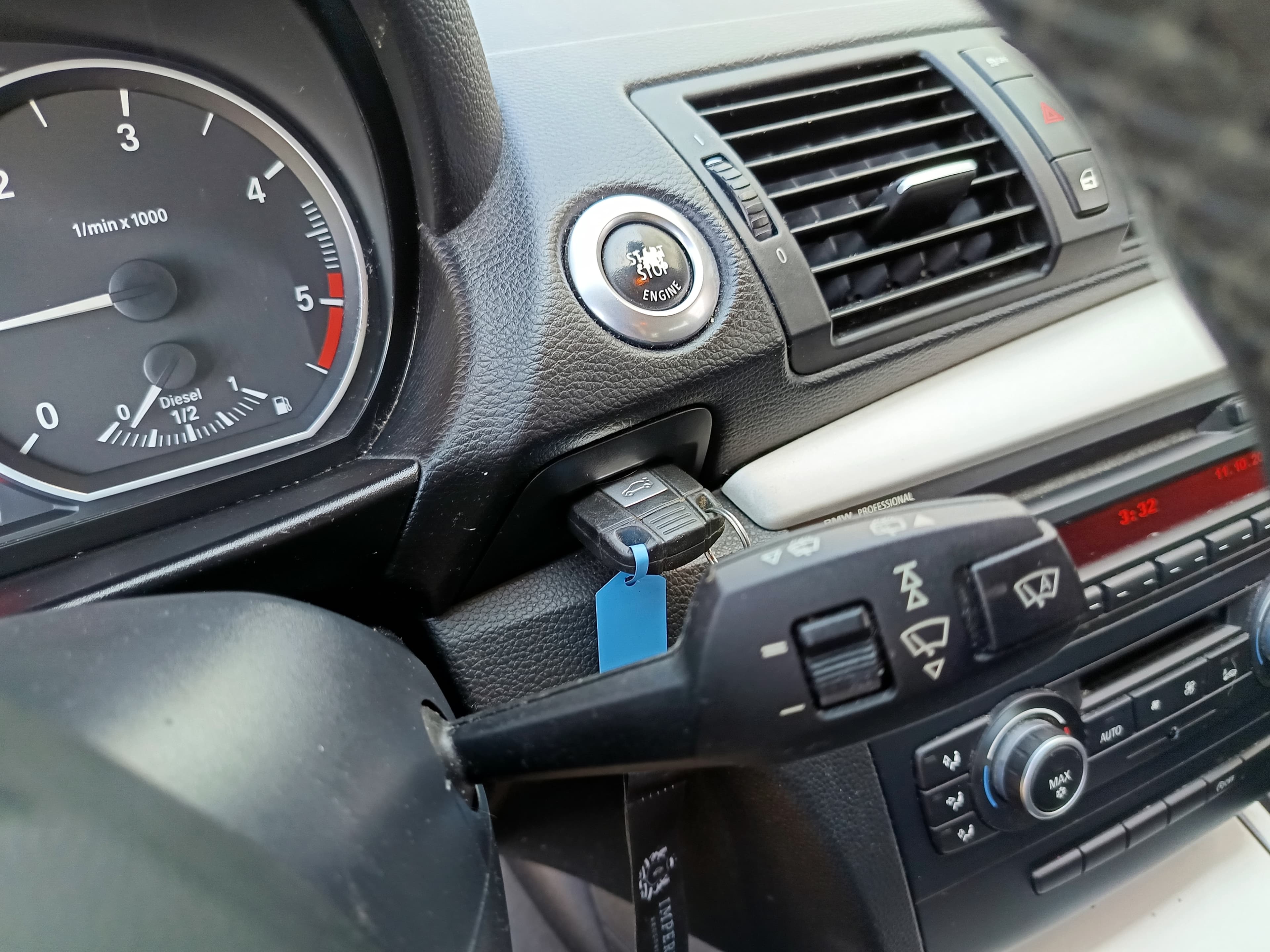BMW 118D · Ano 2011 — imagem 28