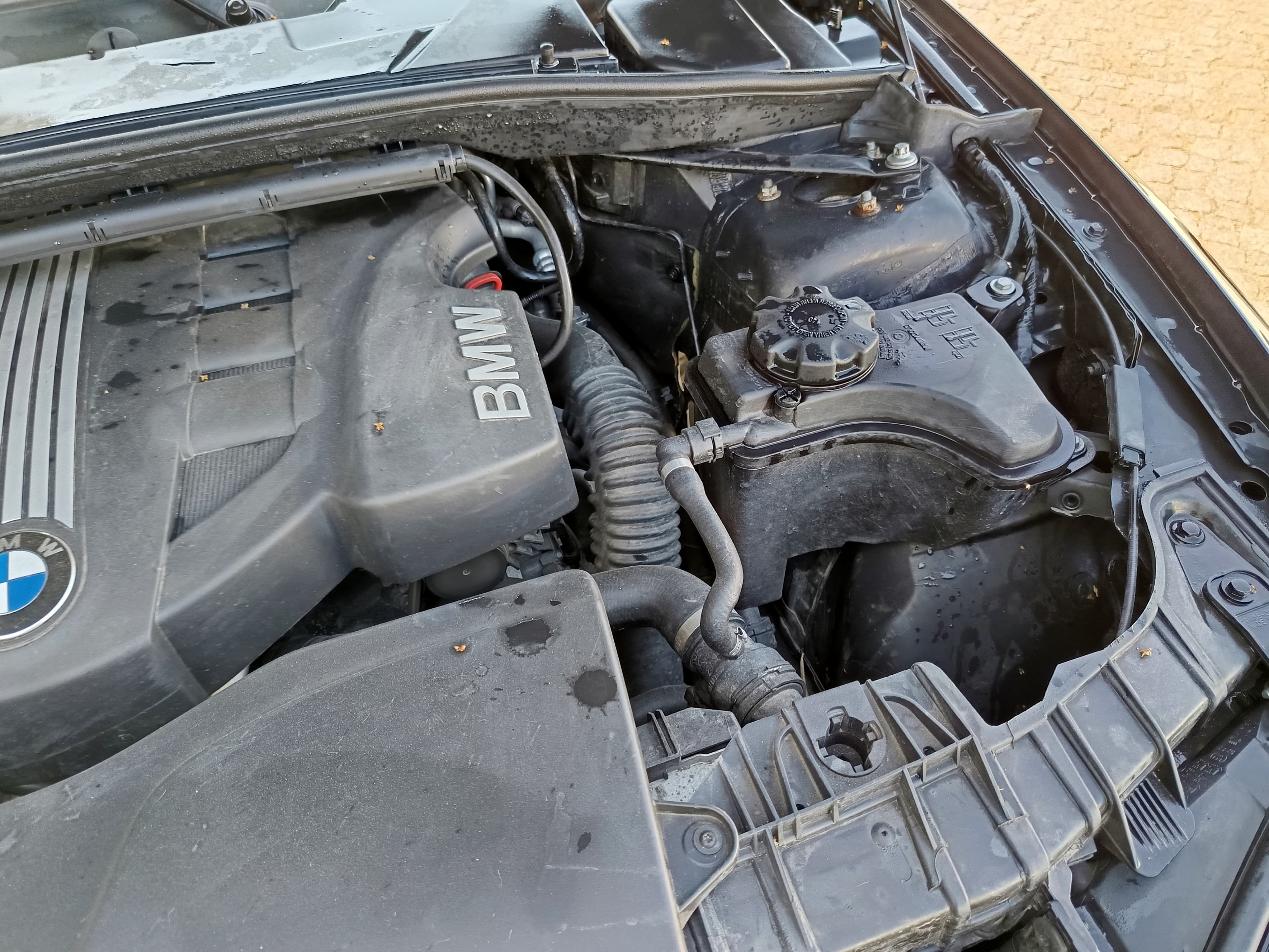 BMW 118D · Ano 2011 — imagem 16