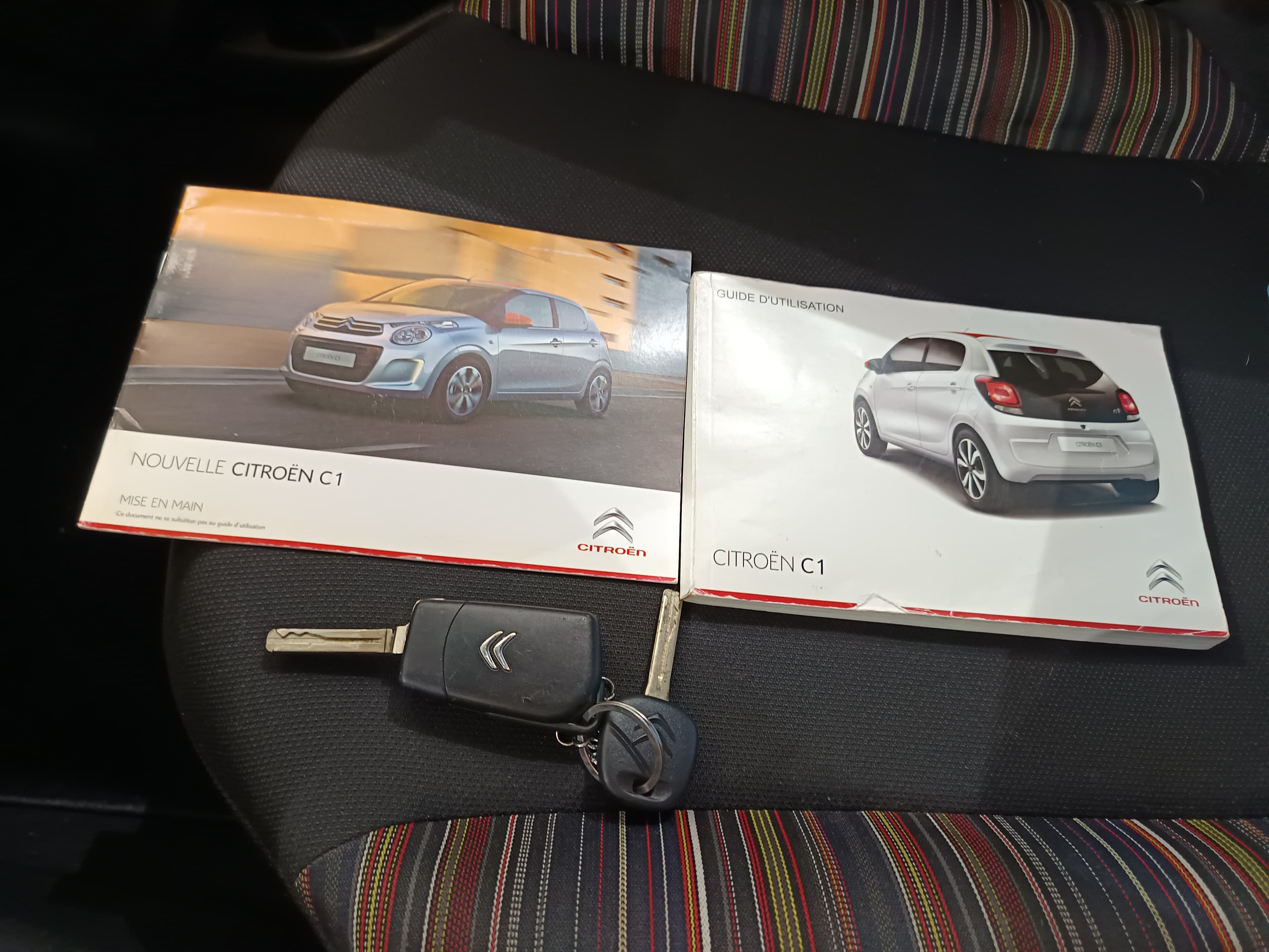 Citroën C1 · Ano 2015 — image 38