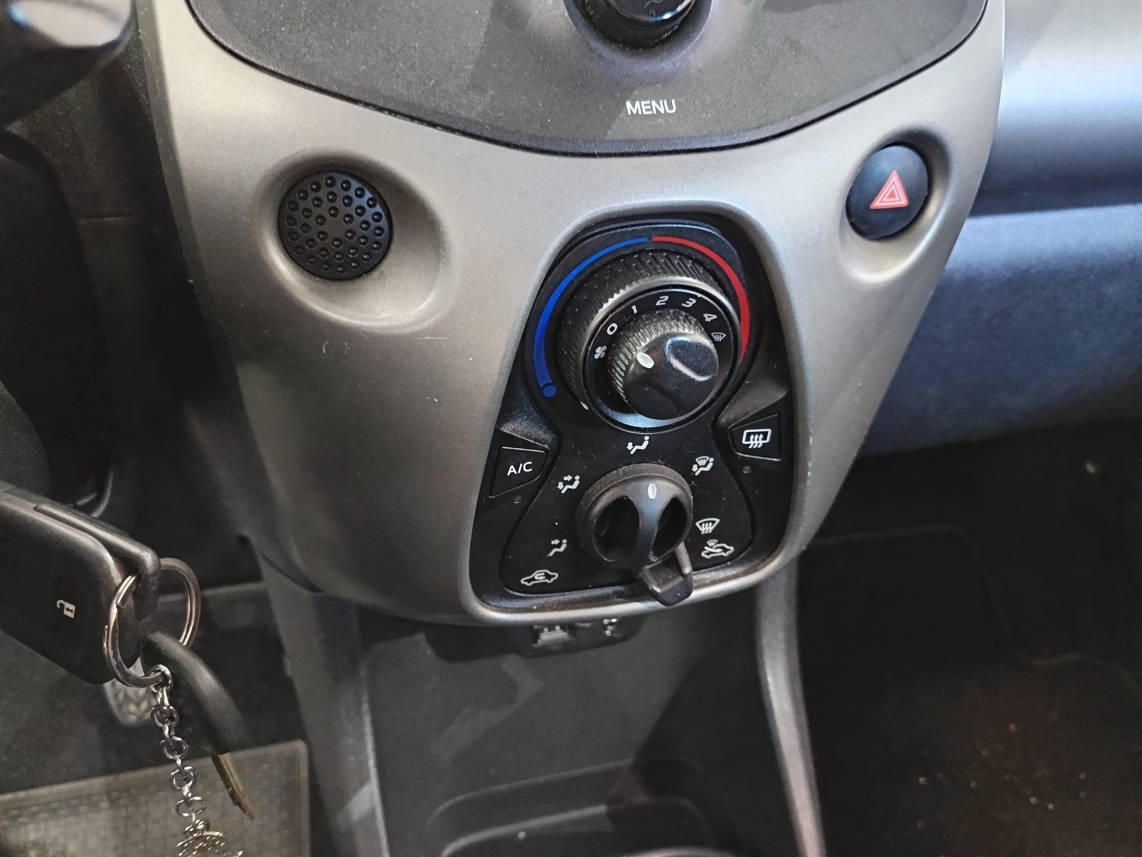 Citroën C1 · Ano 2015 — image 21