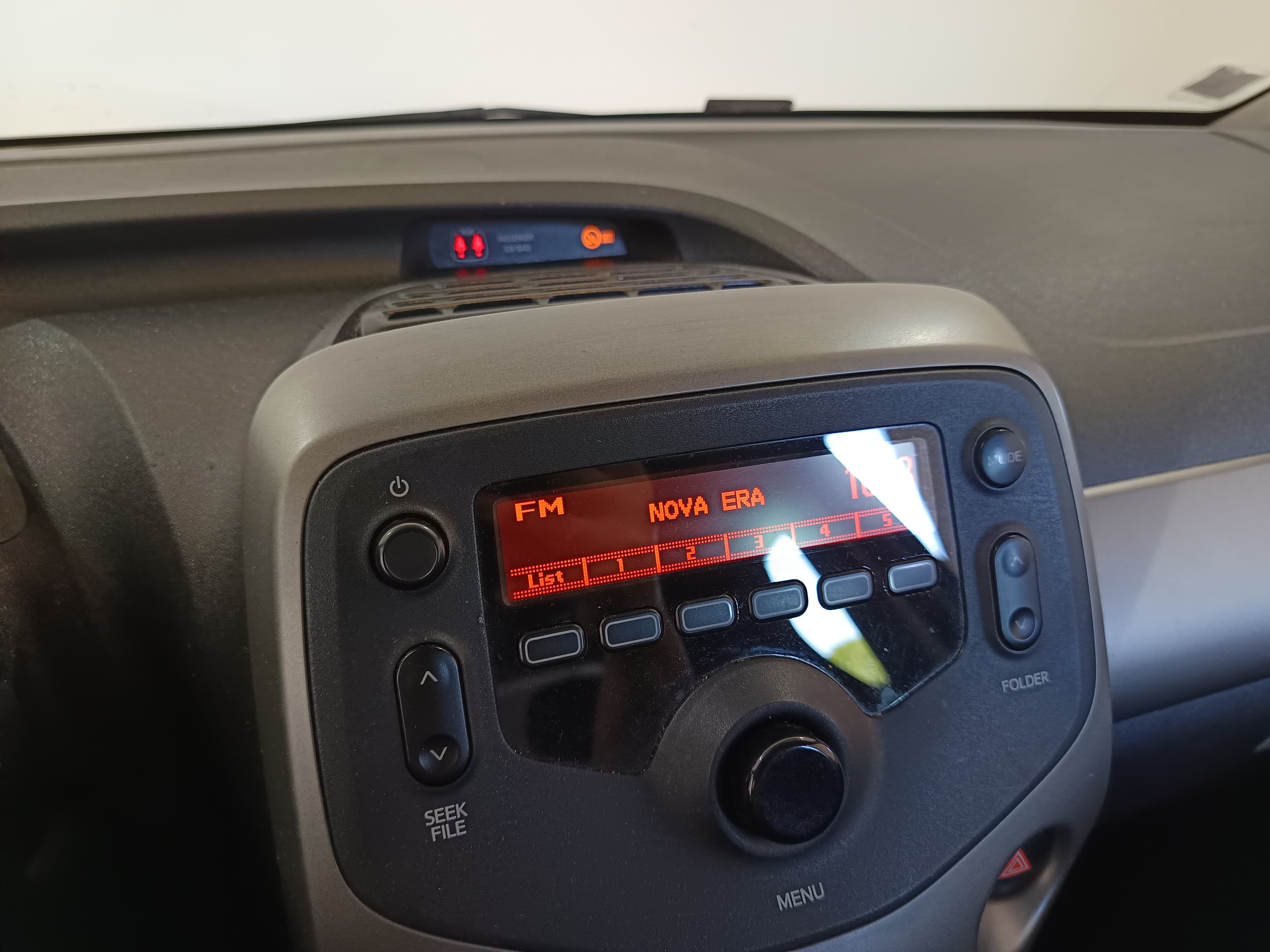 Citroën C1 · Ano 2015 — image 27