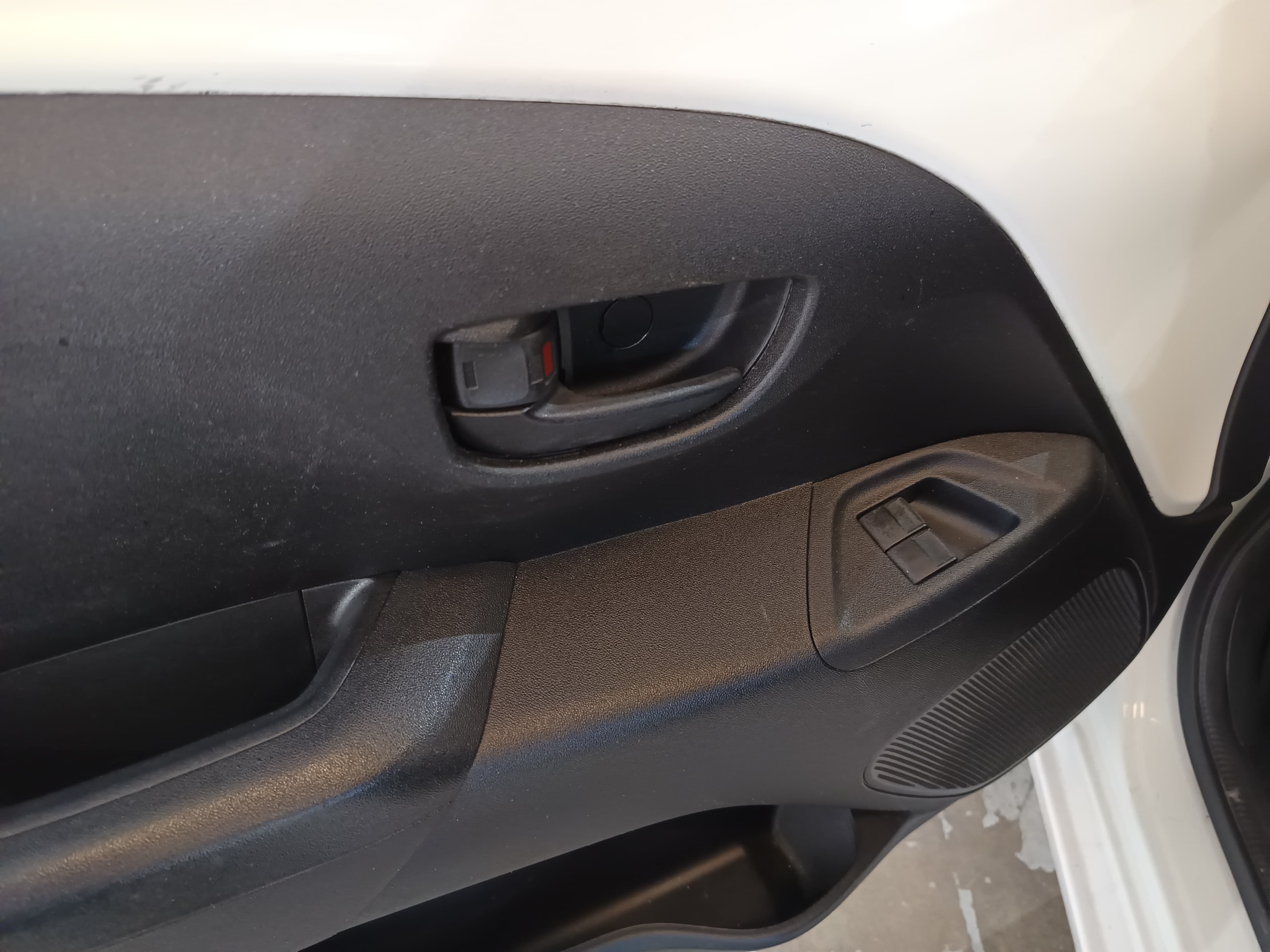 Citroën C1 · Ano 2015 — image 33