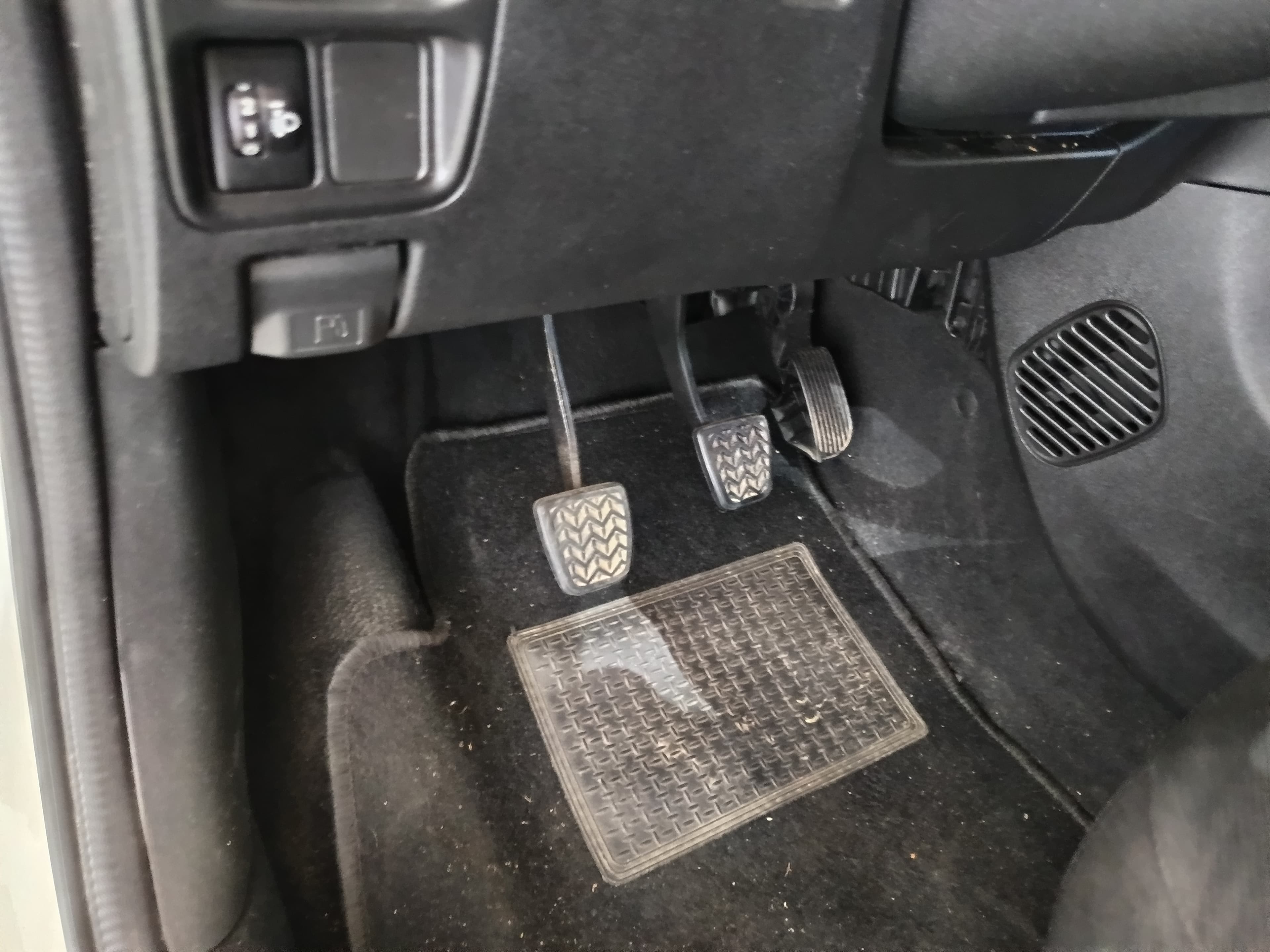 Citroën C1 · Ano 2015 — image 35