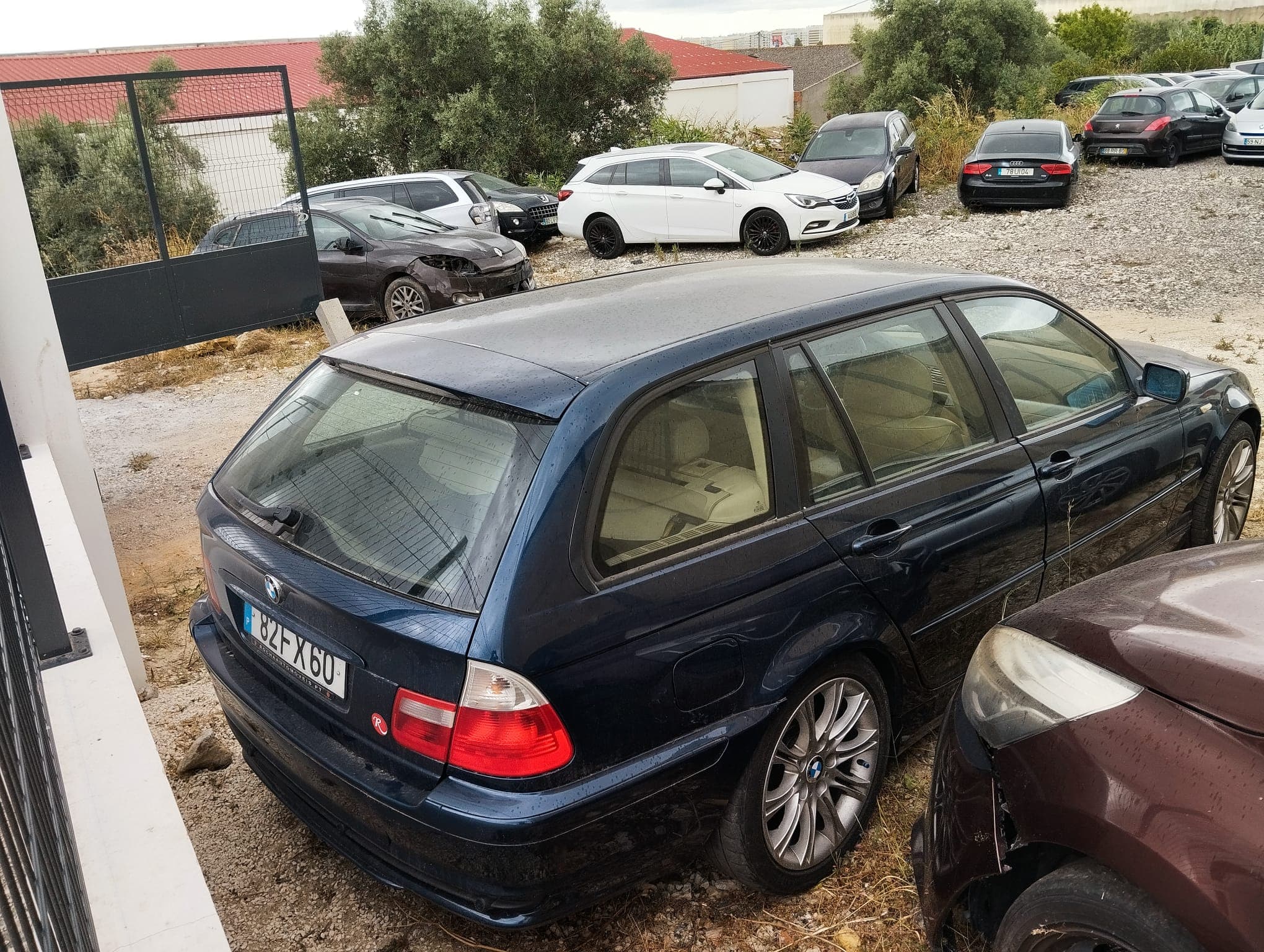 BMW 320D · Ano 2001 — imagem 3