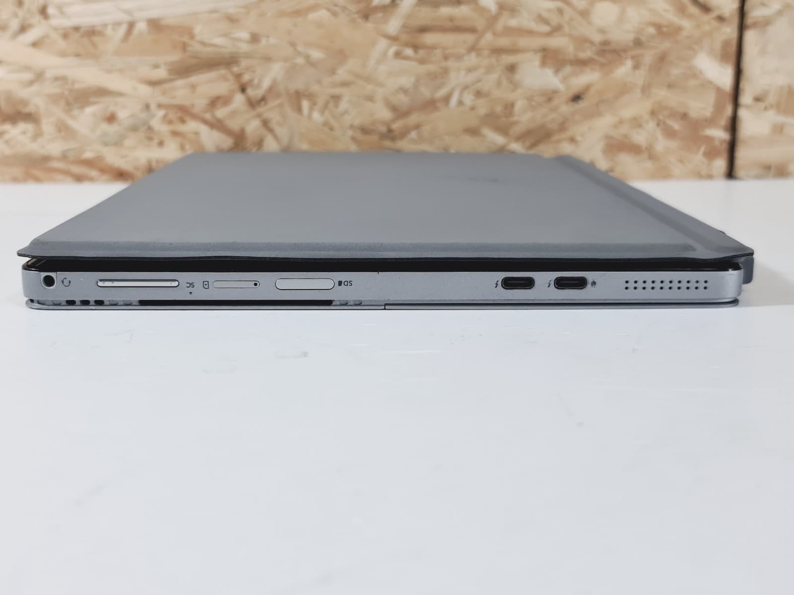Portátil Dell Latitude 5310 — image 16