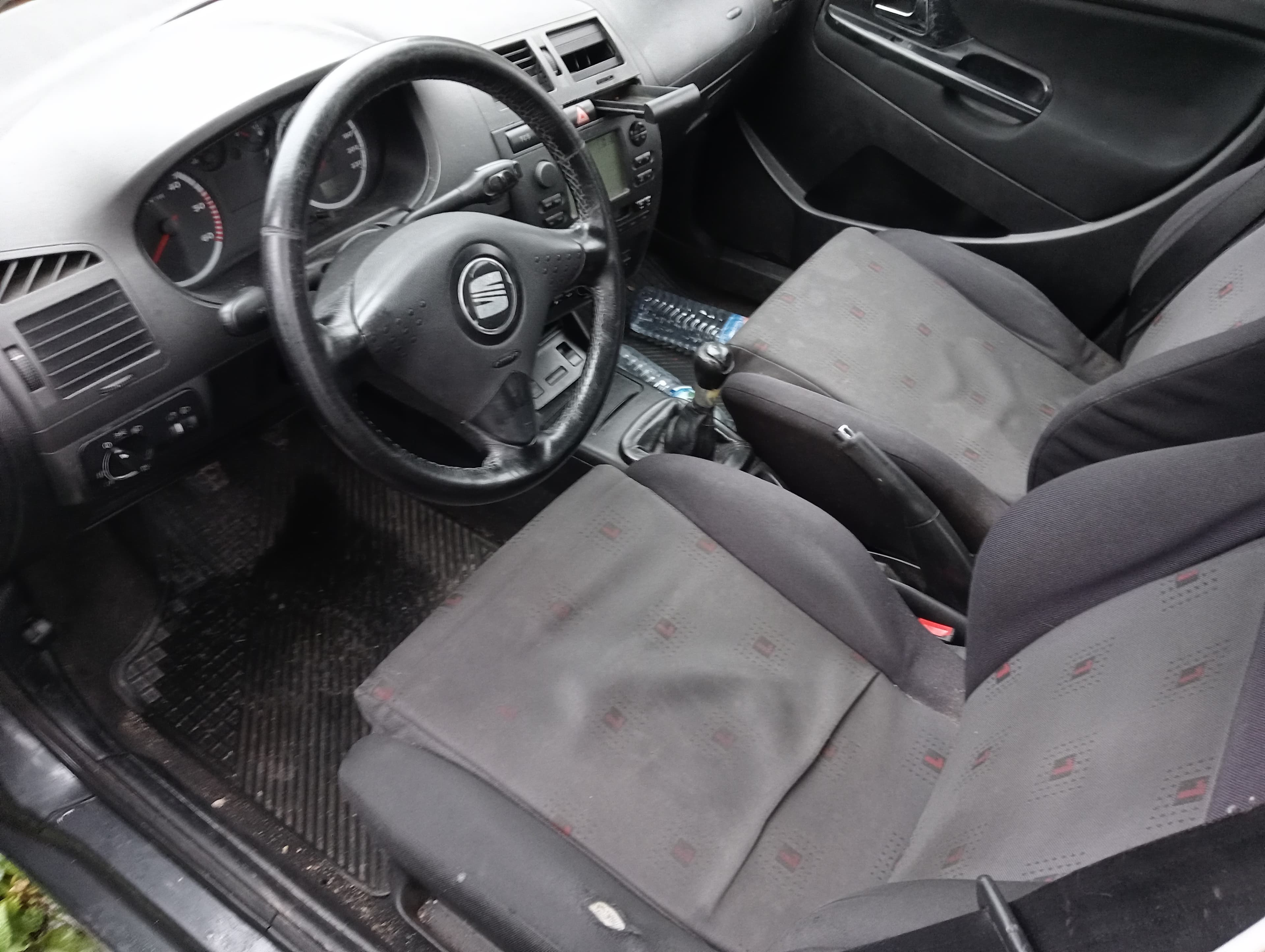 Seat Ibiza TDI · Ano 2001 — imagen 6