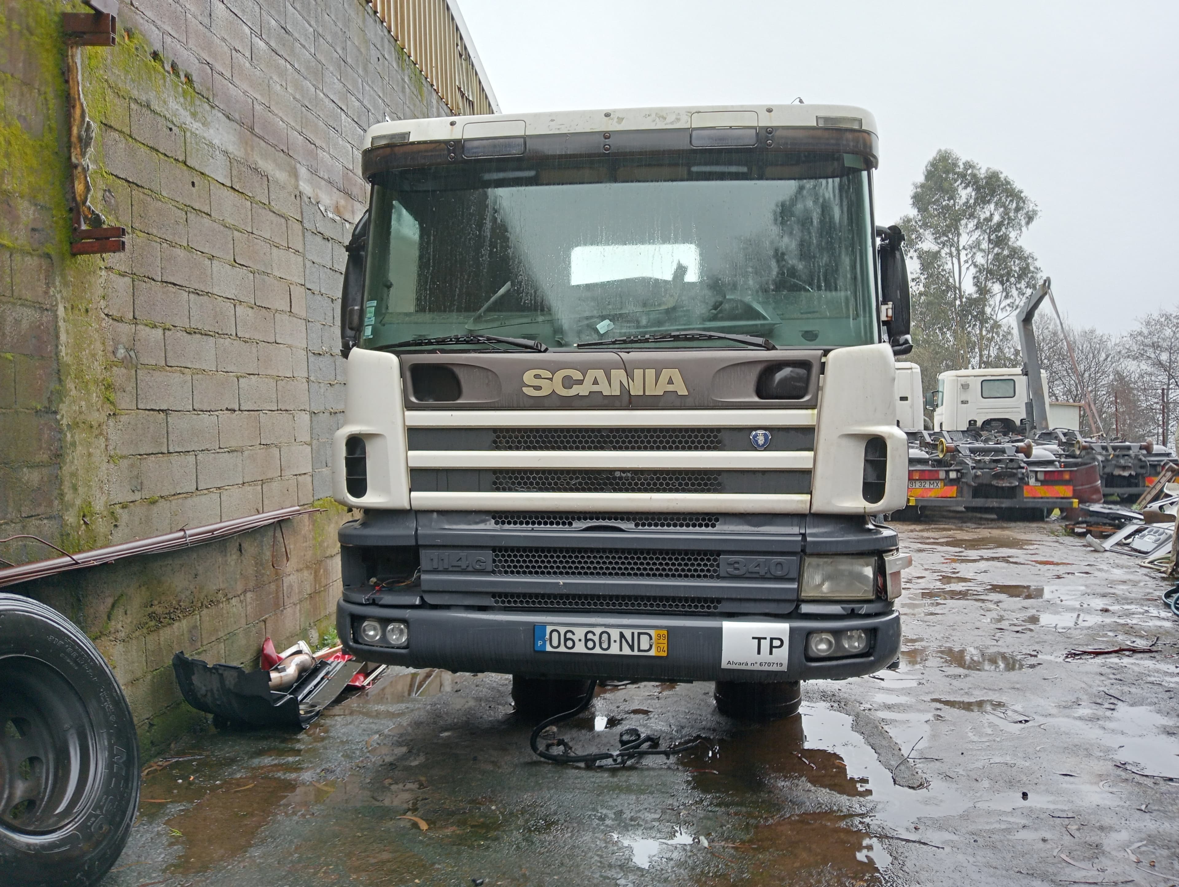 Scania 340 114G · Ano 1999 — imagem 2