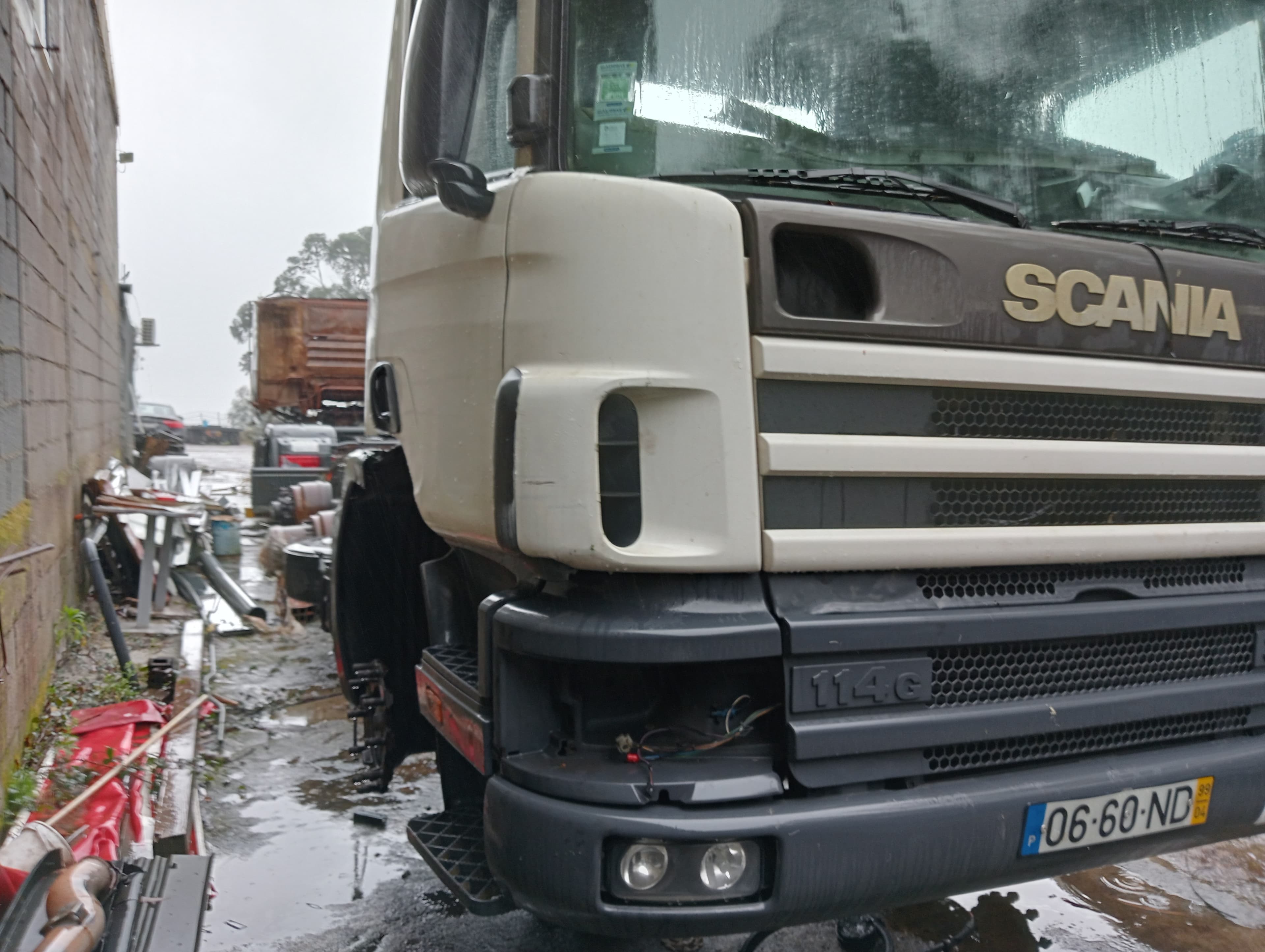 Scania 340 114G · Ano 1999 — imagem 3