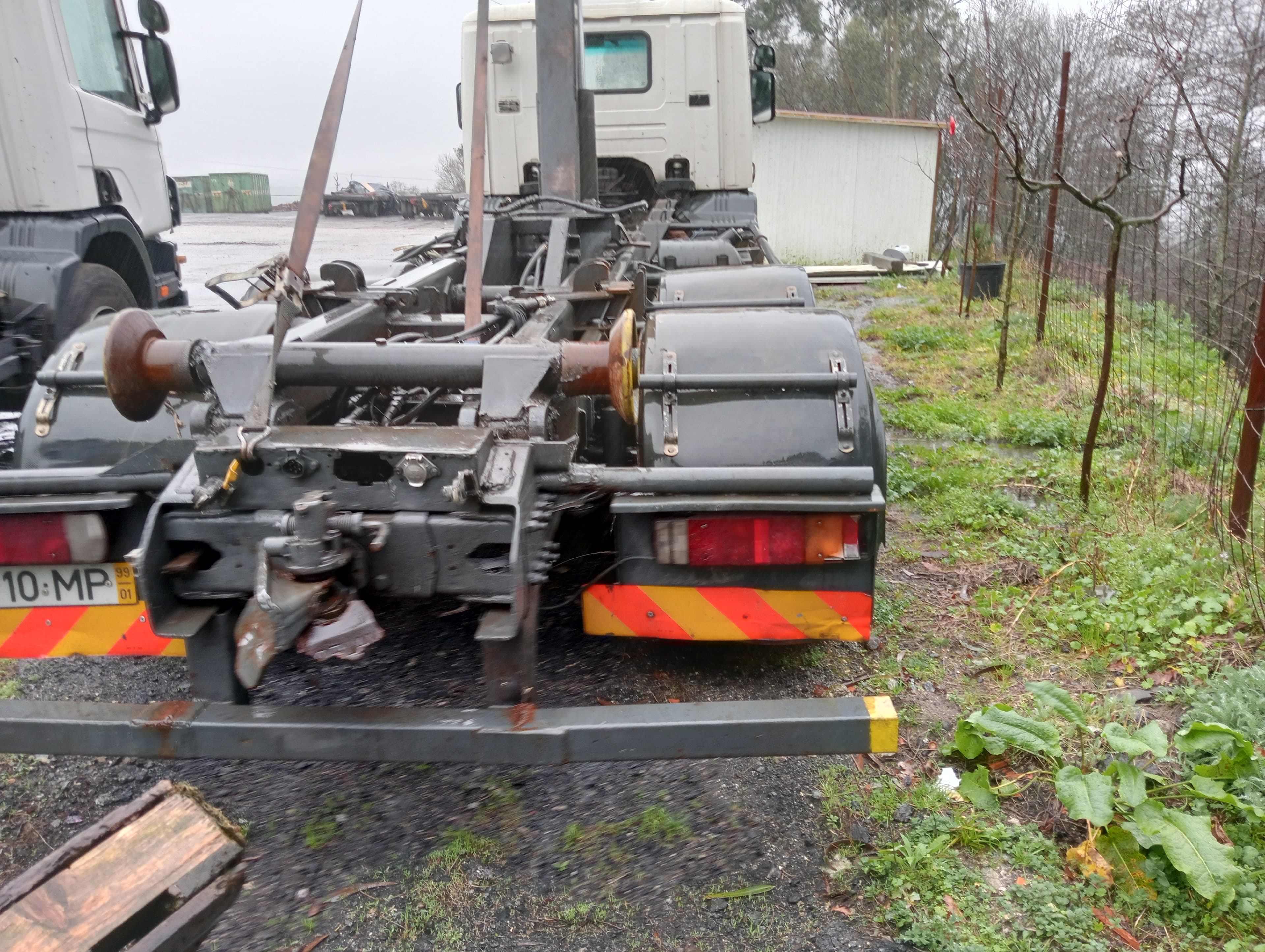 Scania 340 114G · Ano 1999 — imagem 8