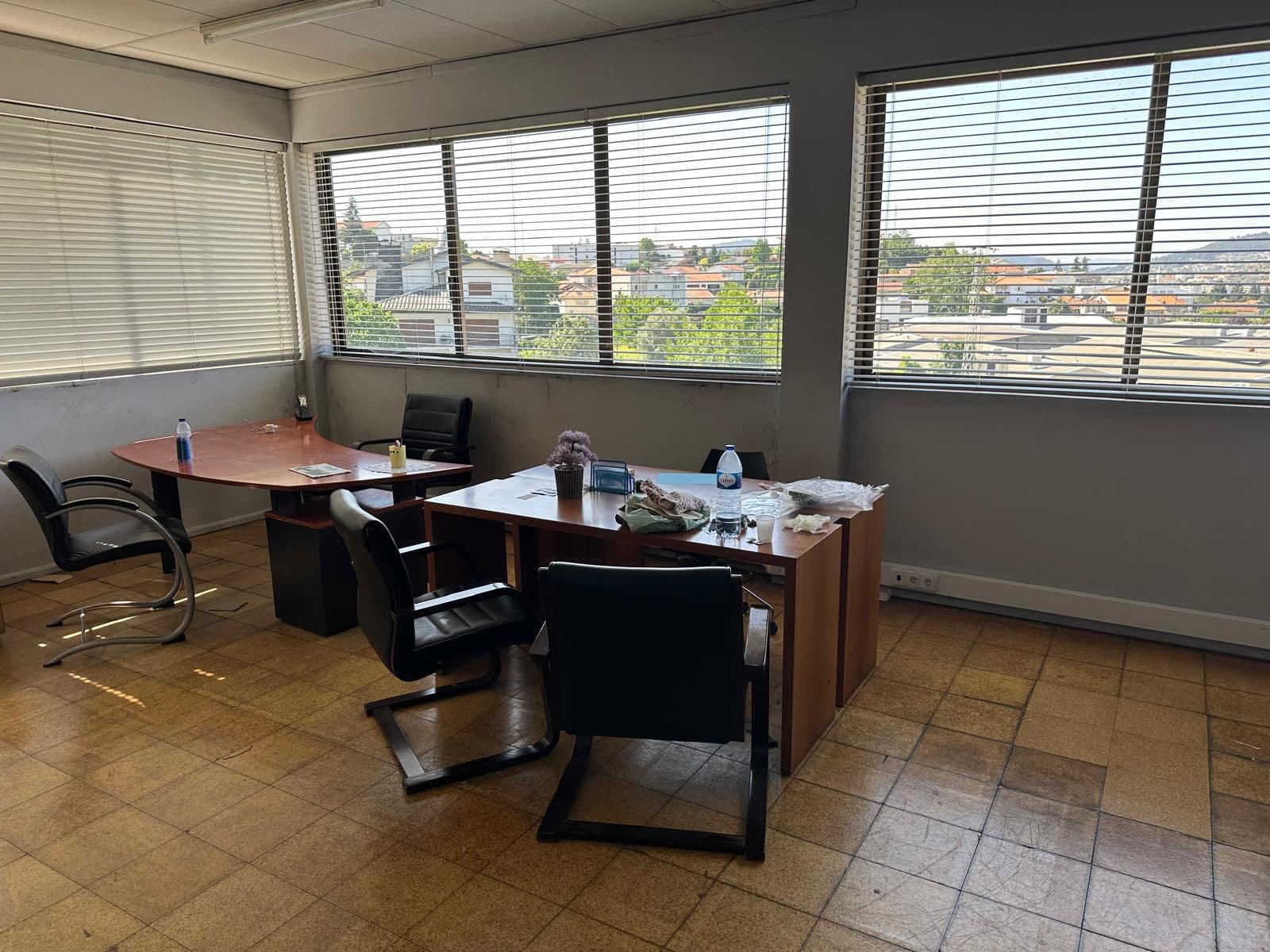 Équipement de Bureau — image 2