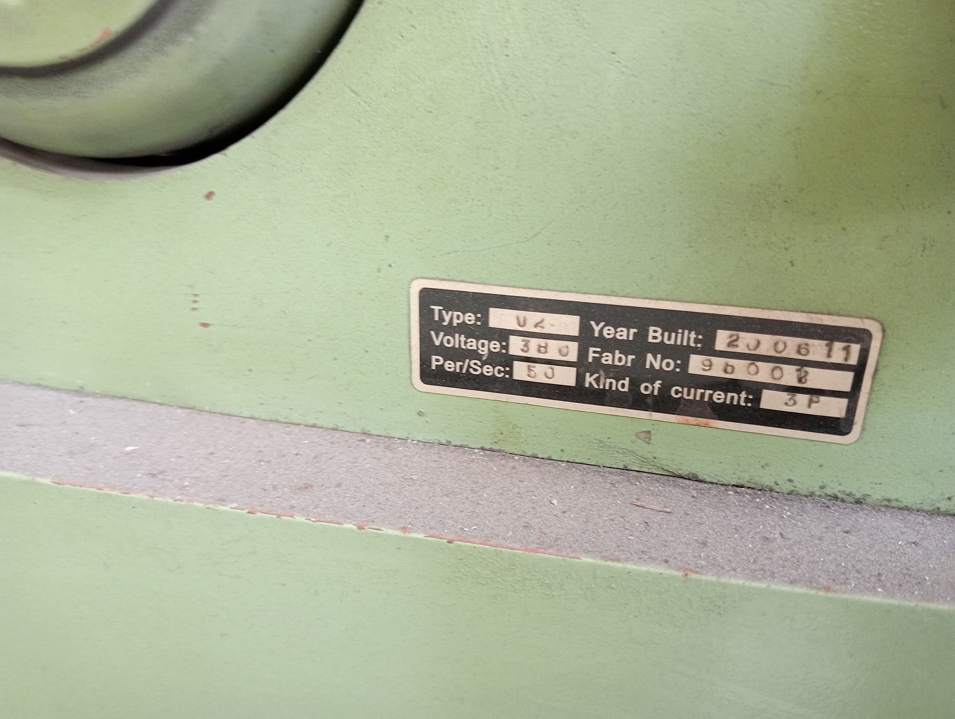 Grua Elevatória · Prato Magnético · Máquina de Cortar Extração · Máquina de Afiar Freses · Equipamento de Escritório — image 13