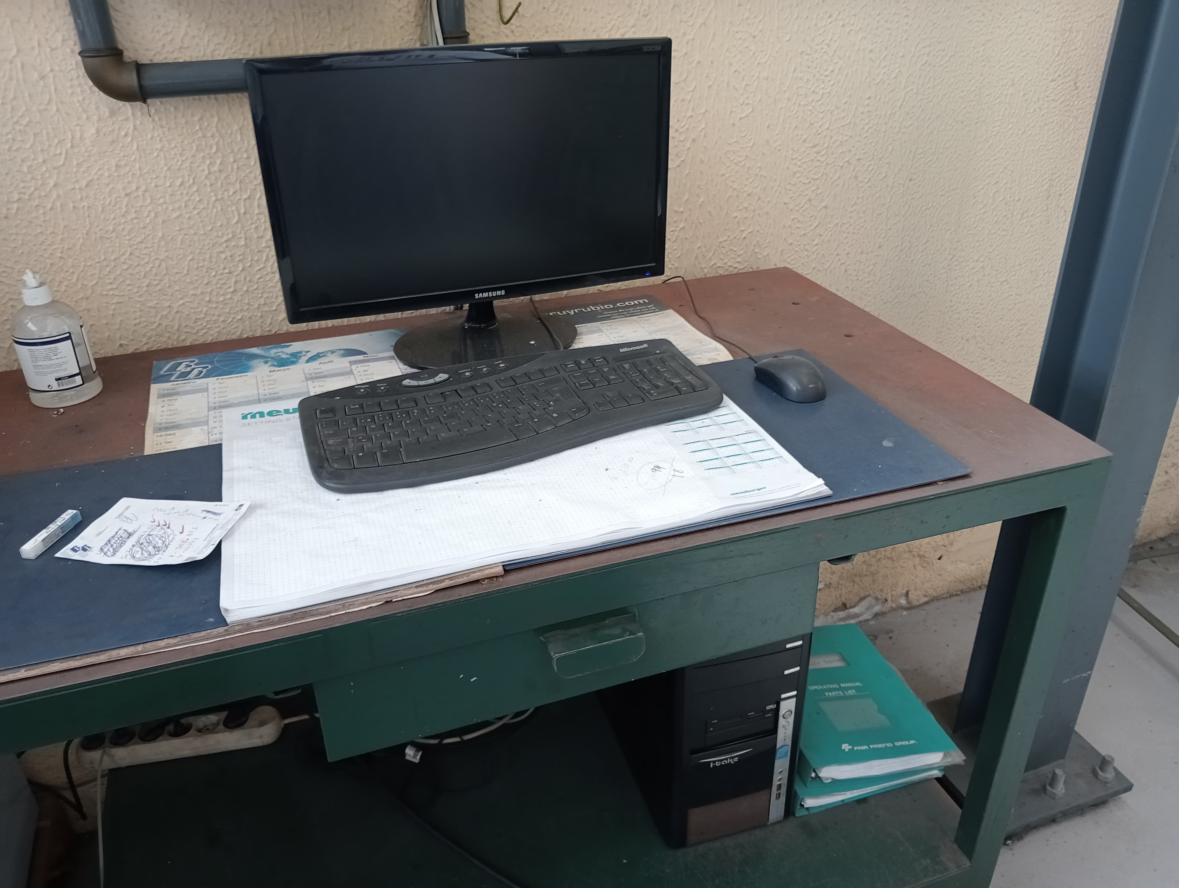 Grua Elevatória · Prato Magnético · Máquina de Cortar Extração · Máquina de Afiar Freses · Equipamento de Escritório — image 16
