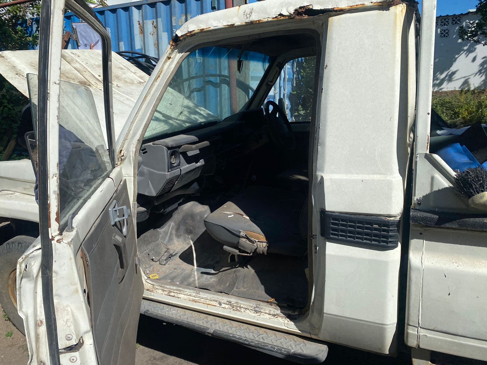 Toyota Land Cruiser 4x4 — imagen 5