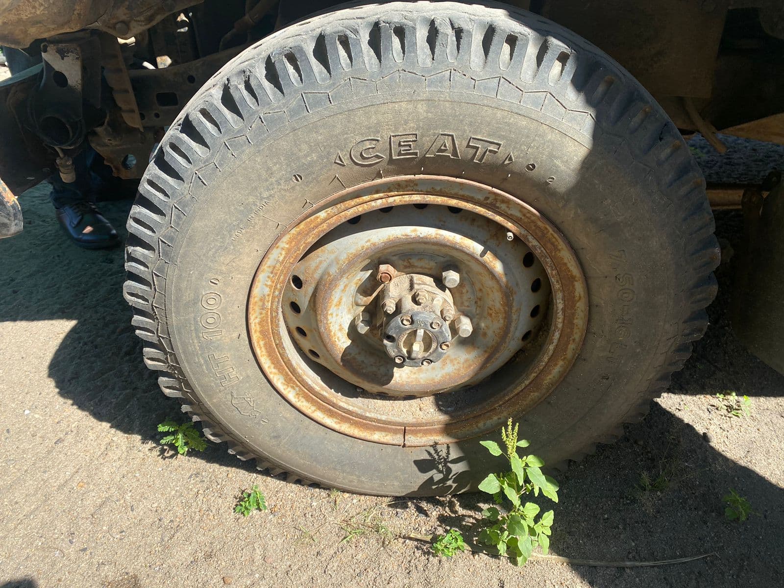 Toyota Land Cruiser 4x4 — imagen 7