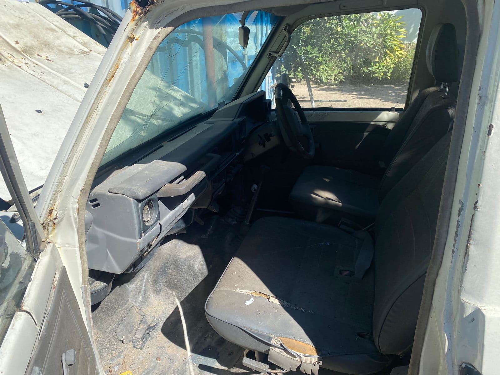 Toyota Land Cruiser 4x4 — imagen 6