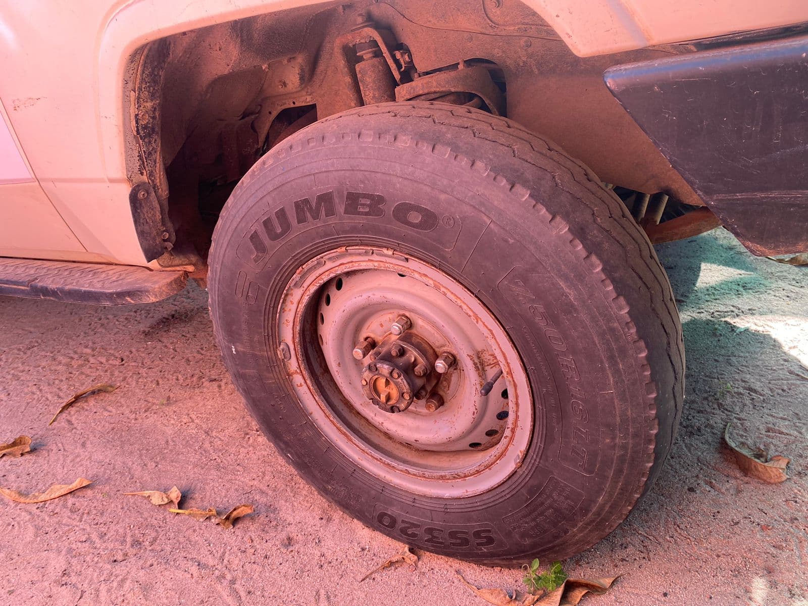 Toyota Land Cruiser 4x4 — imagem 12