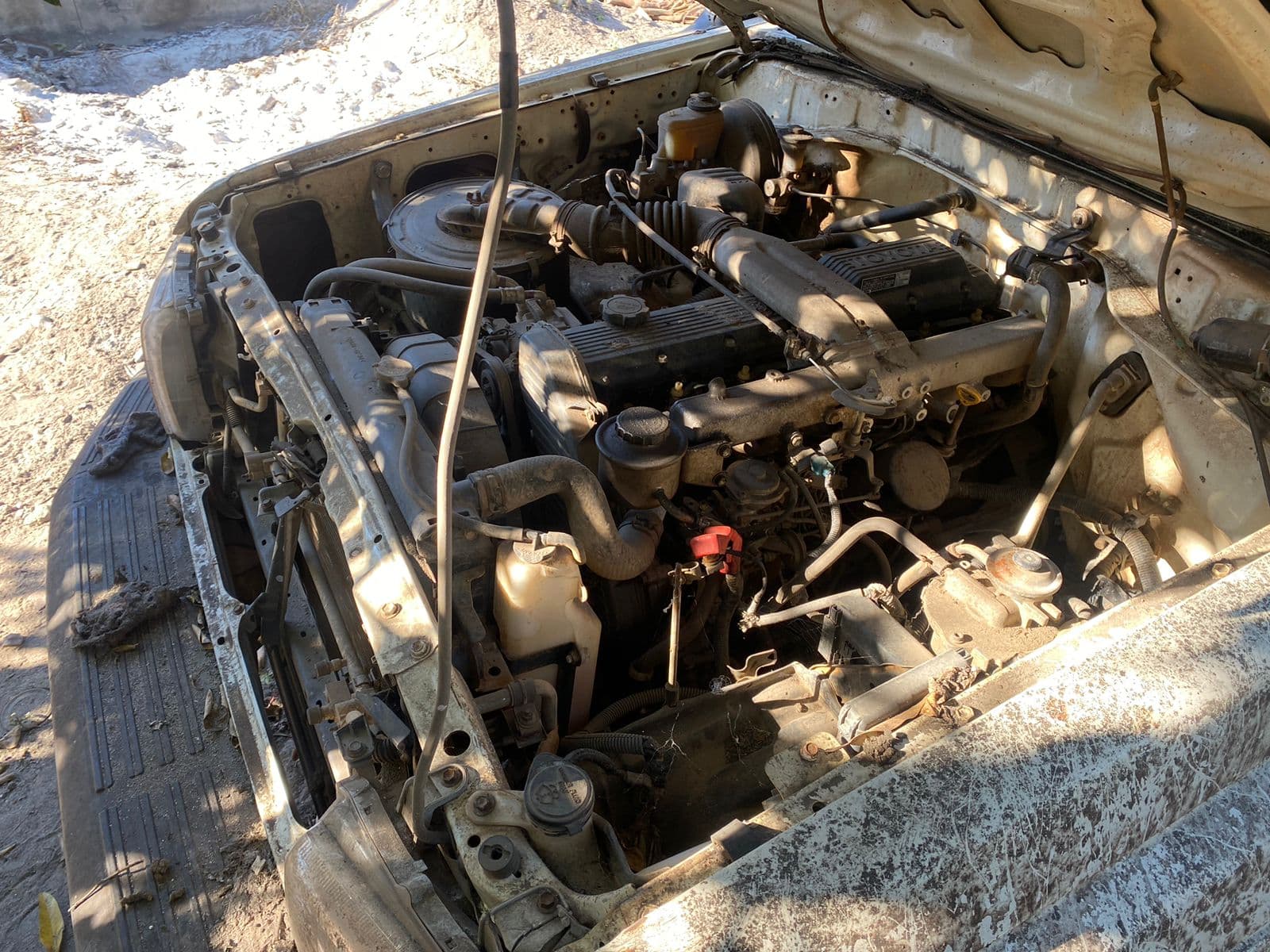 Toyota Land Cruiser 4x4 — imagen 10