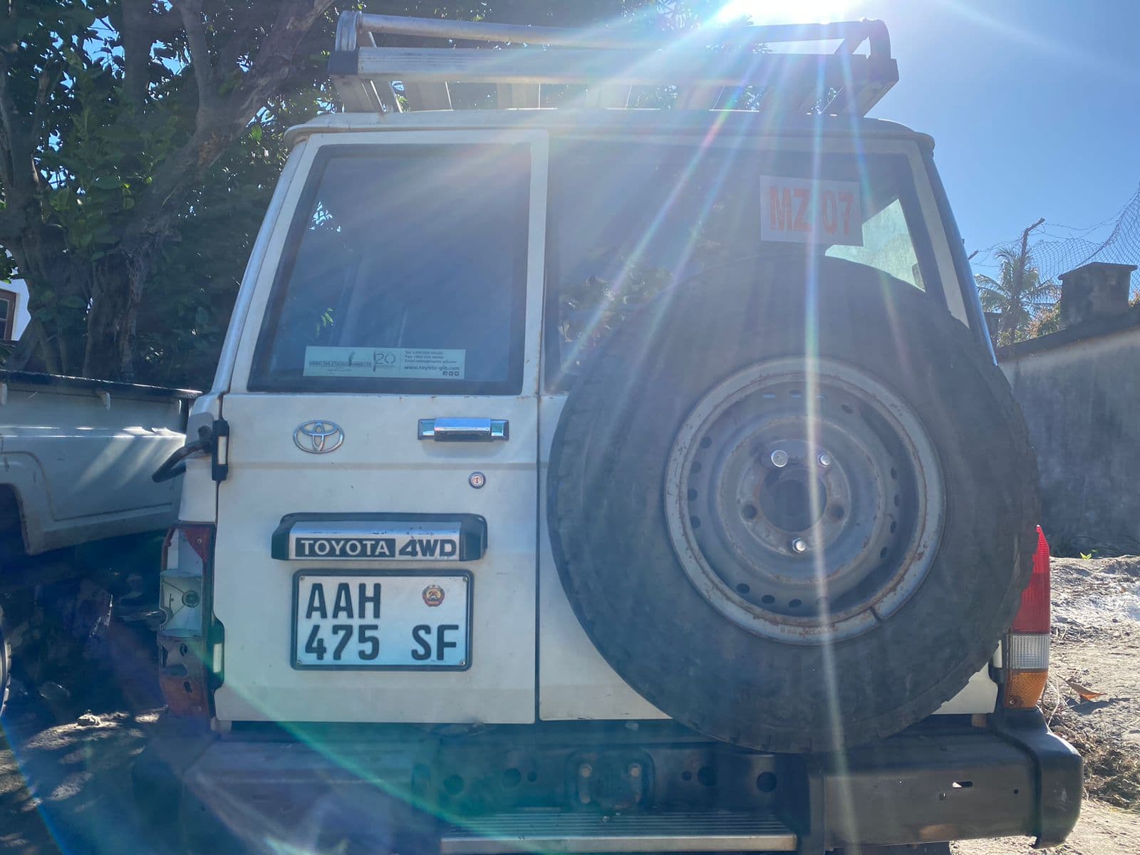 Toyota Land Cruiser 4x4 — imagen 5