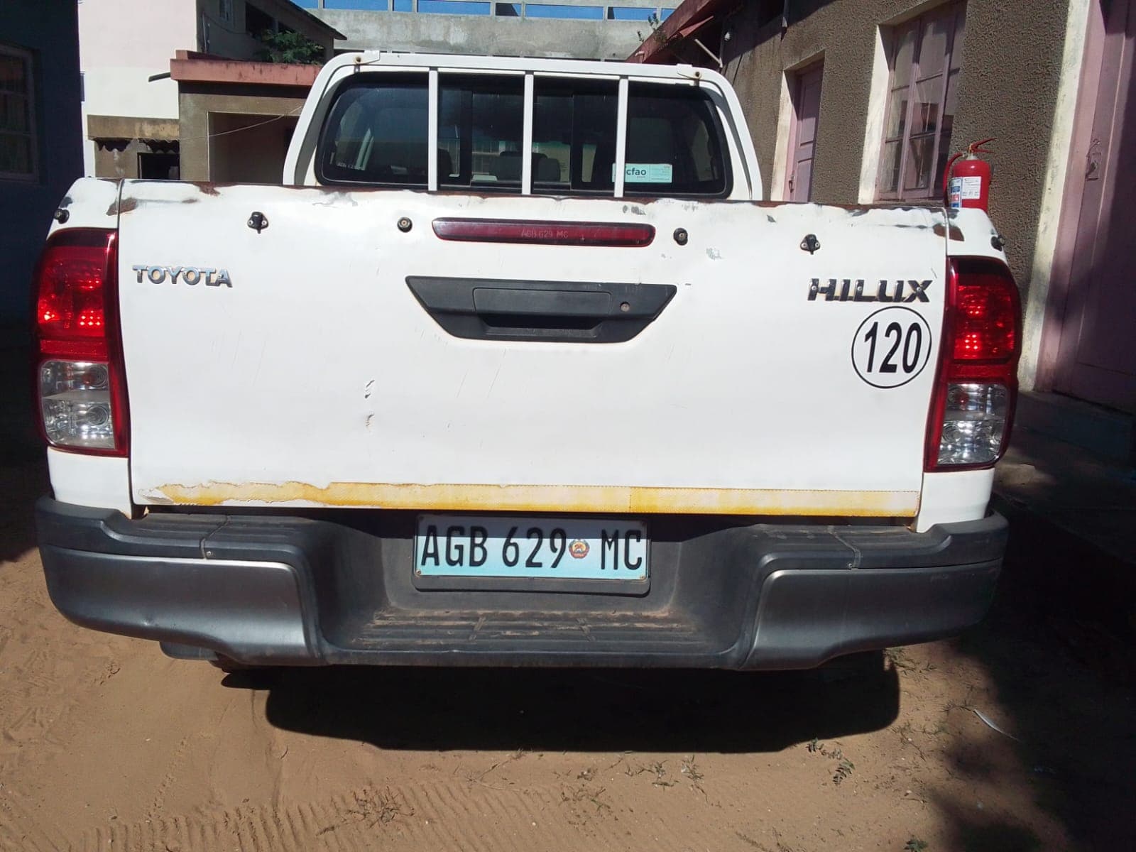 Toyota Hilux — imagem 3